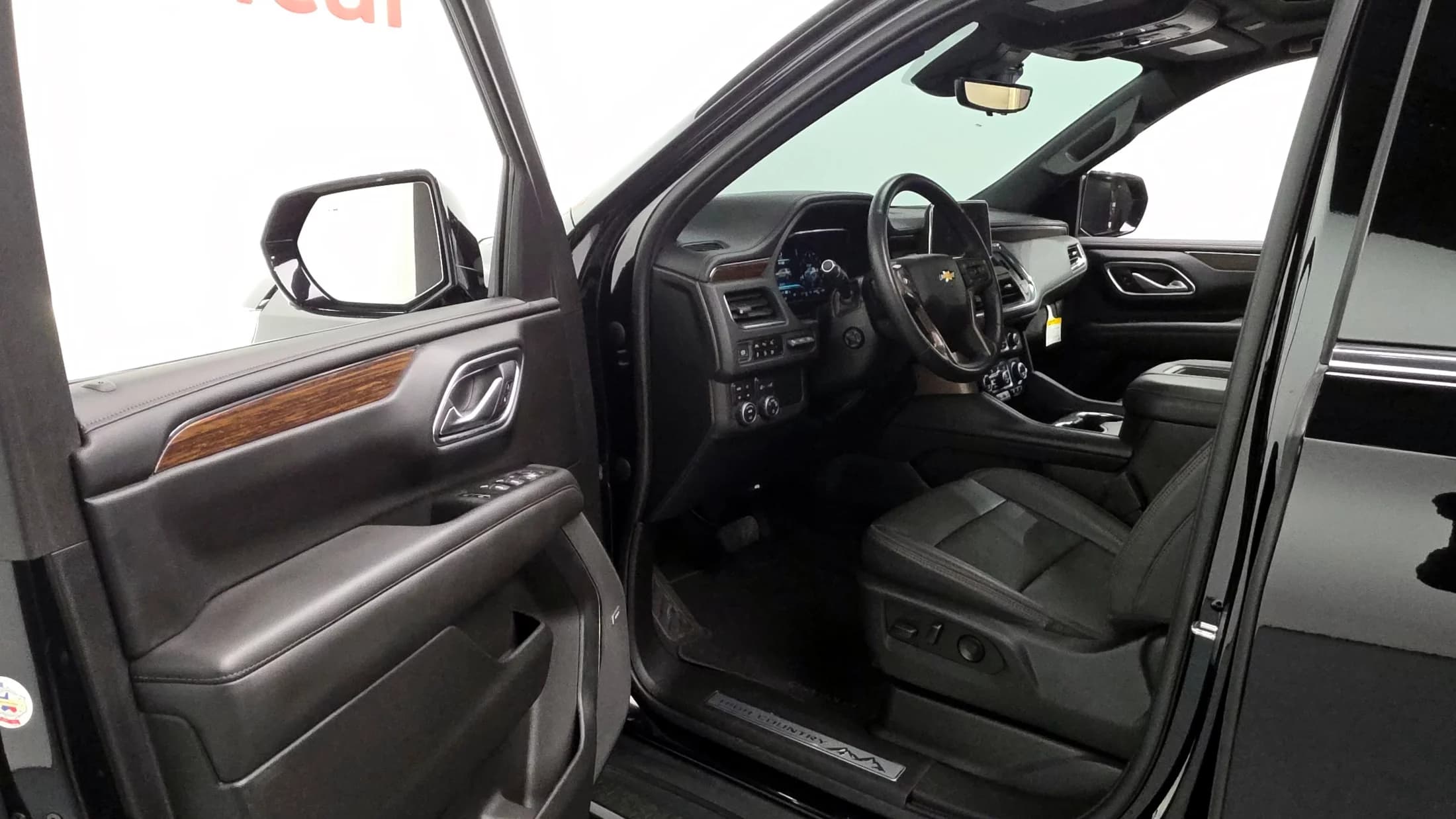 Daewoo Tahoe 6.2 Dark Knight 4WD, 2023 г. 6460 км. — фото 10