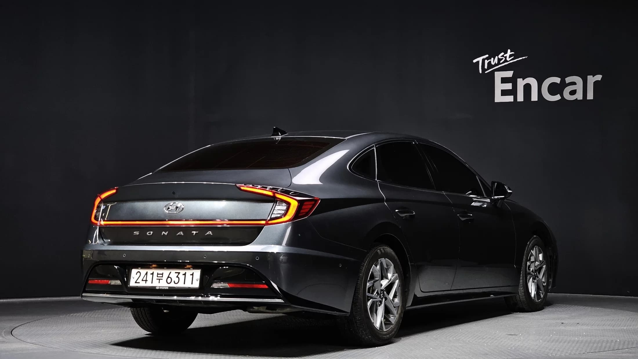 Hyundai Sonata 2.0 Premium Plus, 2021 г. 71930 км. — фото 2