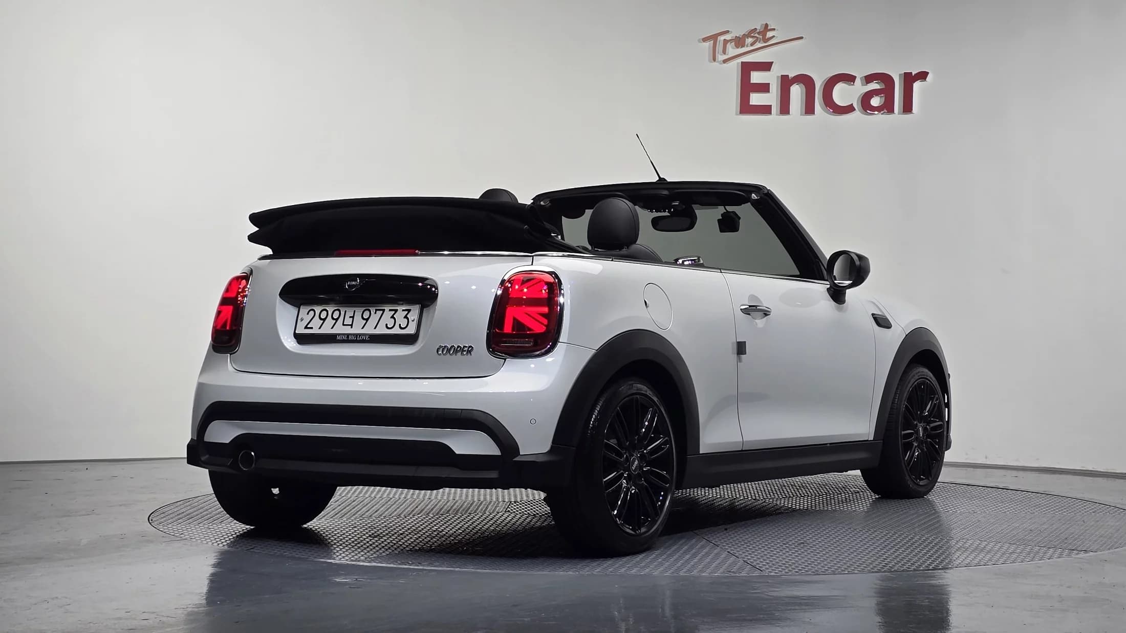 MINI Cooper Convertible Classic Third Generation, 2023 г. 55540 км. — фото 2