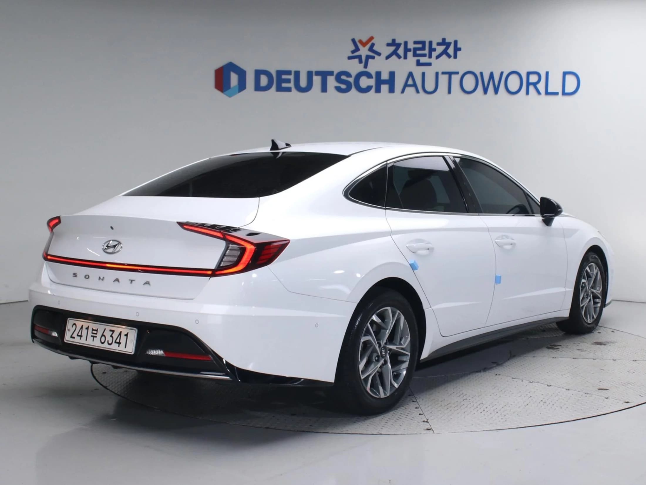 Hyundai Sonata 2.0 Premium Plus, 2021 г. 87325 км. — фото 2