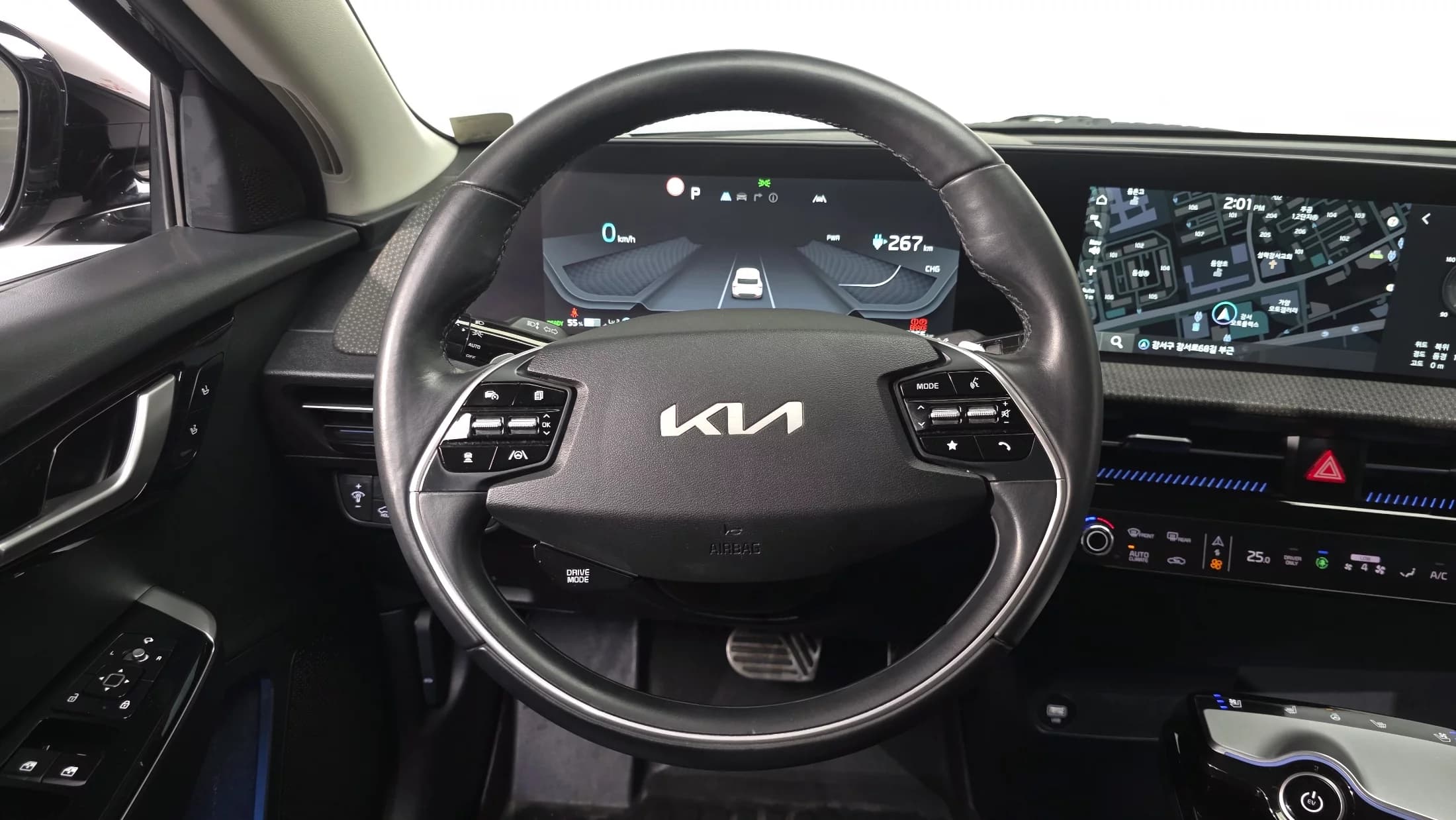 Kia EV6 Long Range 4WD Earth, электромобиль, 2022 г. 98023 км. — фото 13