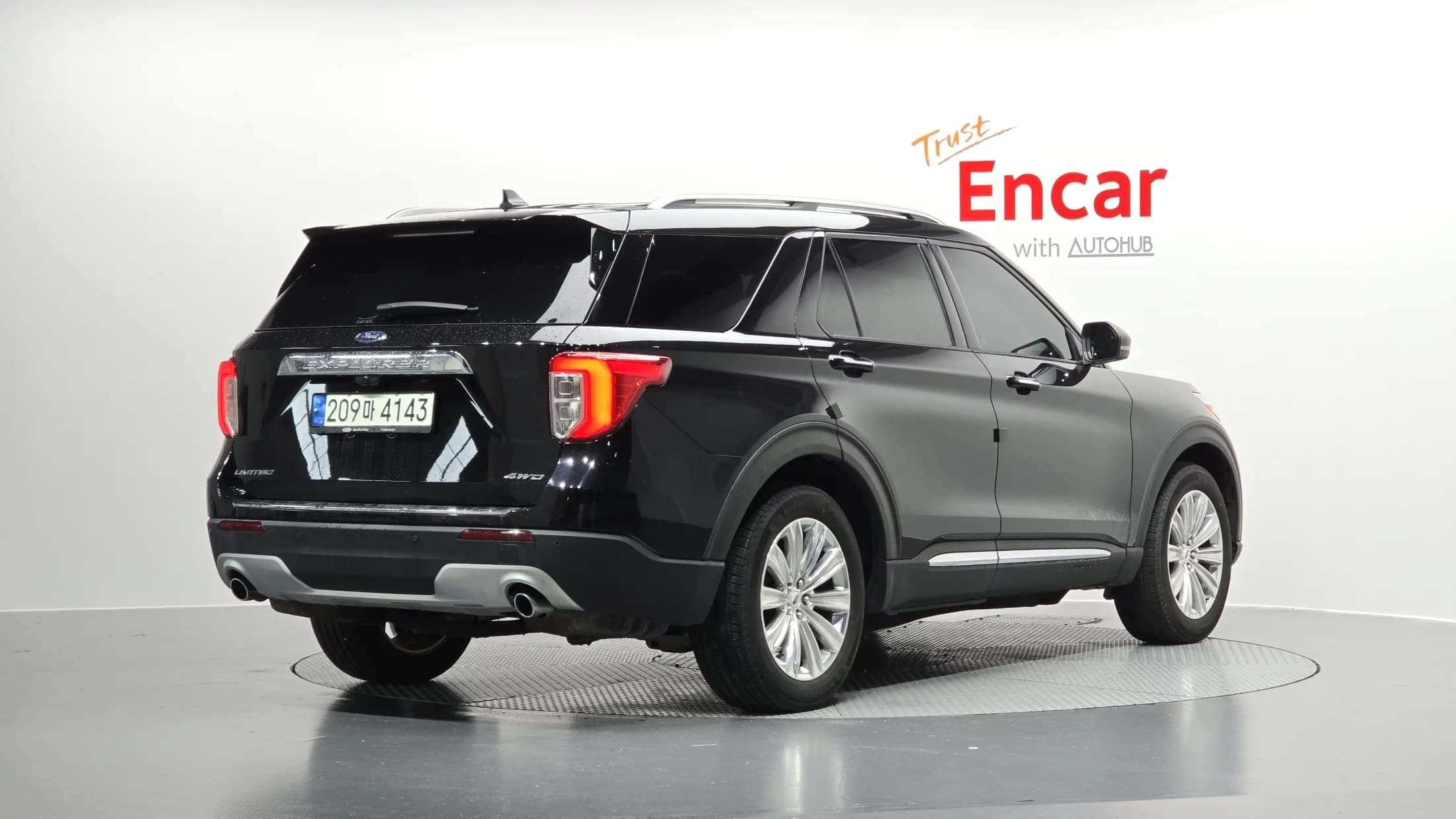 Ford EXPLORER 2.3 LimIted 4WD, 2021 г. 30562 км. — фото 2