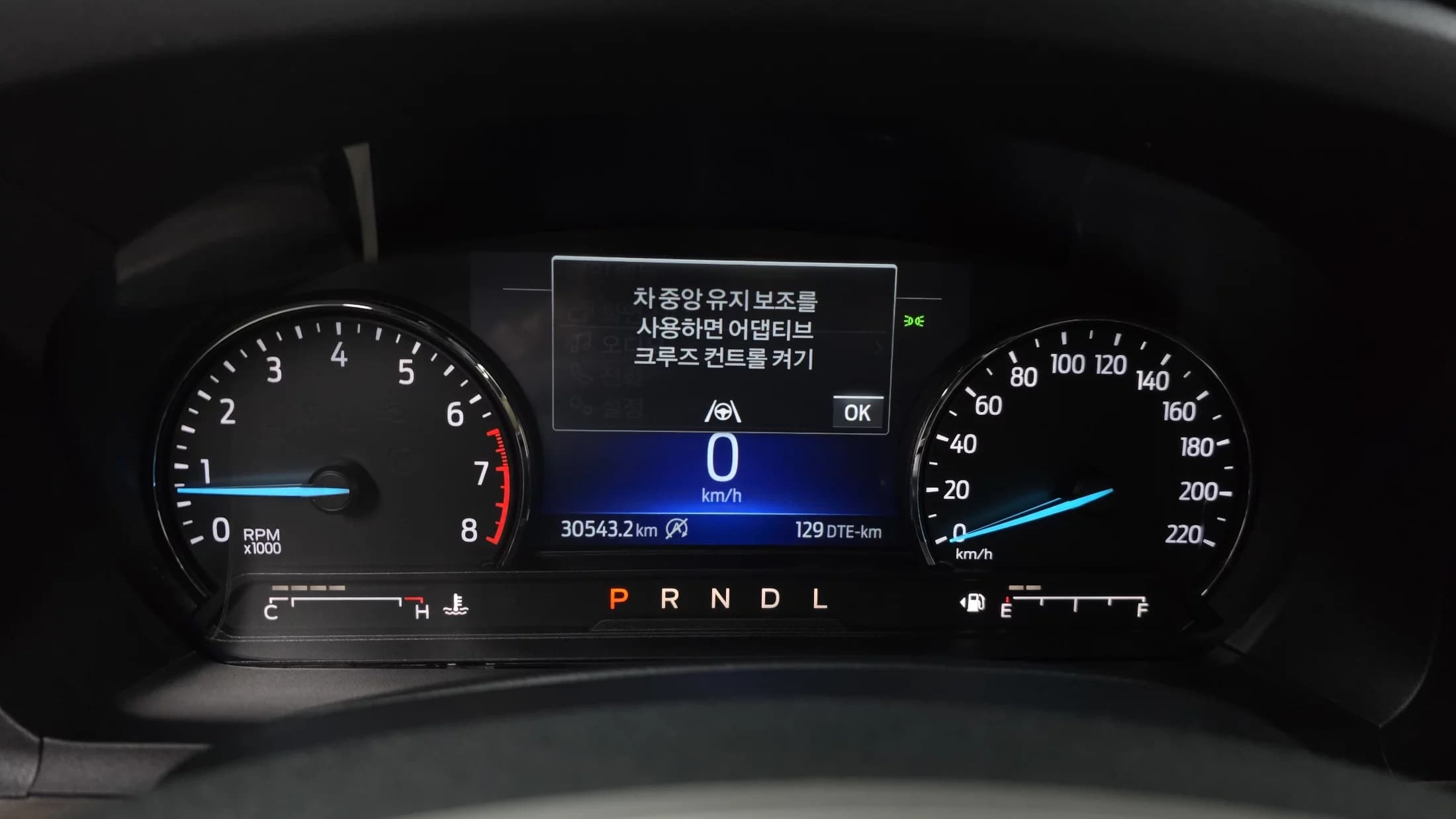 Ford EXPLORER 2.3 LimIted 4WD, 2021 г. 30562 км. — фото 8