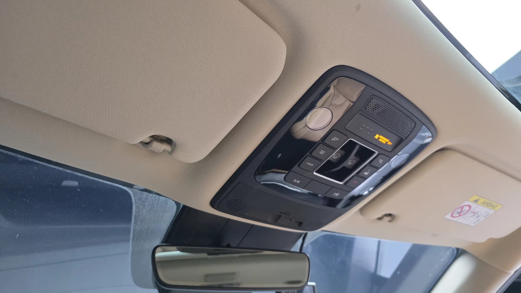 Kia Carnival 7-Seater Noblesse, 2021 г. 136385 км. — фото 19