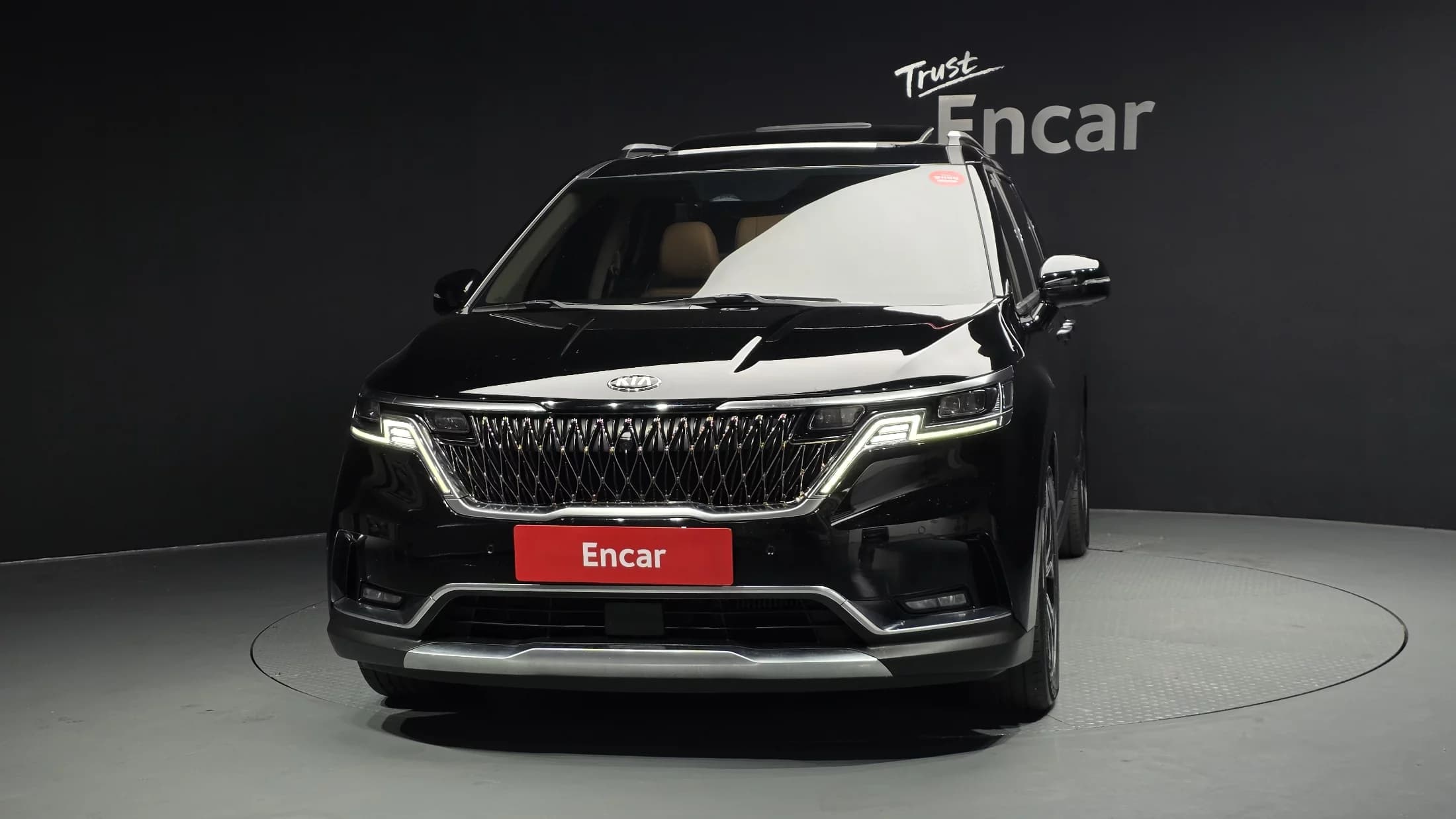 Kia Carnival 7-Seater Noblesse, 2021 г. 136385 км. — фото 3