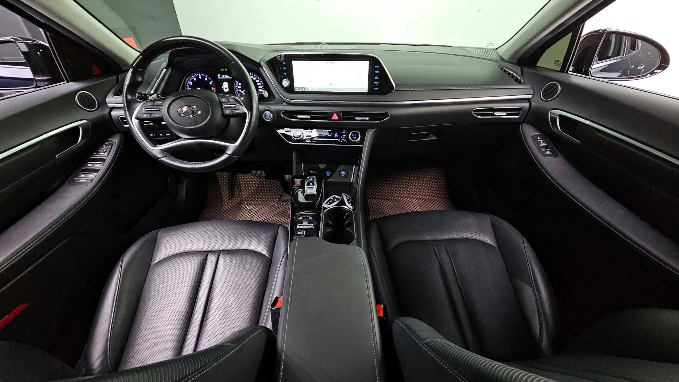 Hyundai Sonata 2.0 Premium Plus, 2021 г. 58896 км. — фото 7