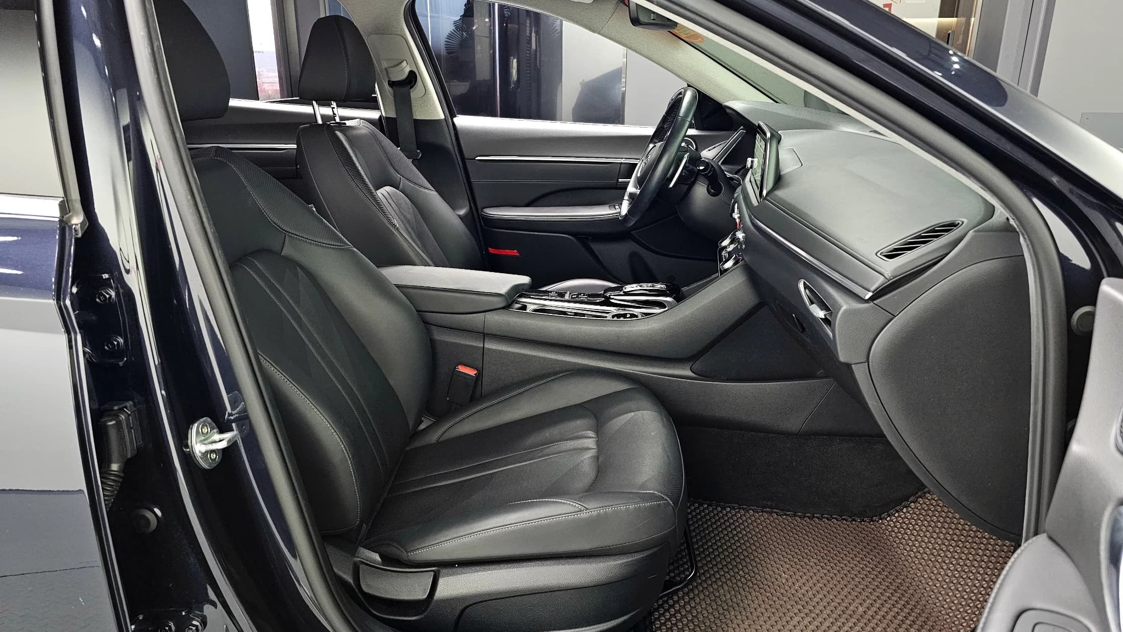 Hyundai Sonata 2.0 Premium Plus, 2021 г. 58896 км. — фото 10