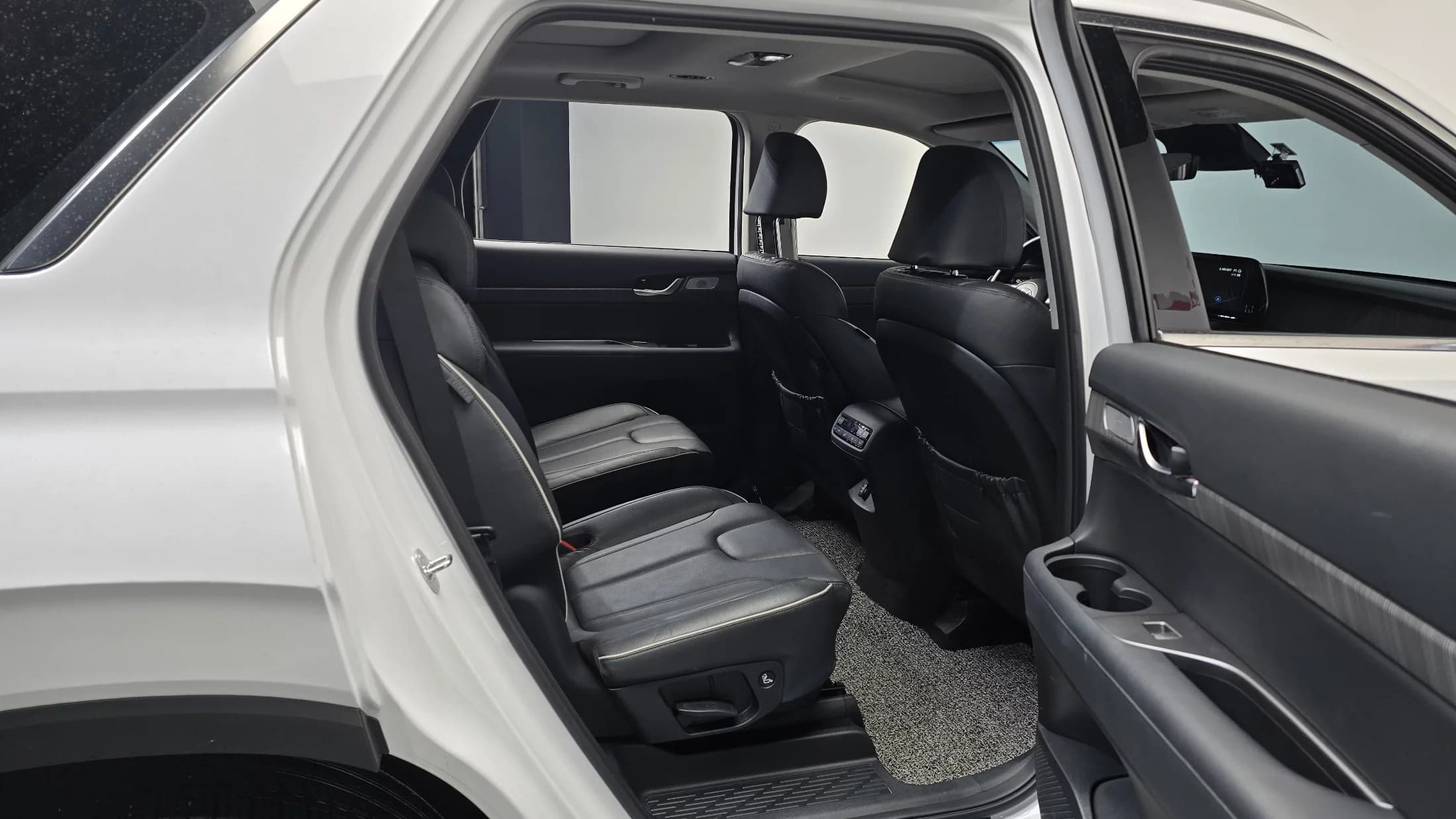 Hyundai Palisade Diesel 2.2 4WD Prestige, 2023 г. 63241 км. — фото 12