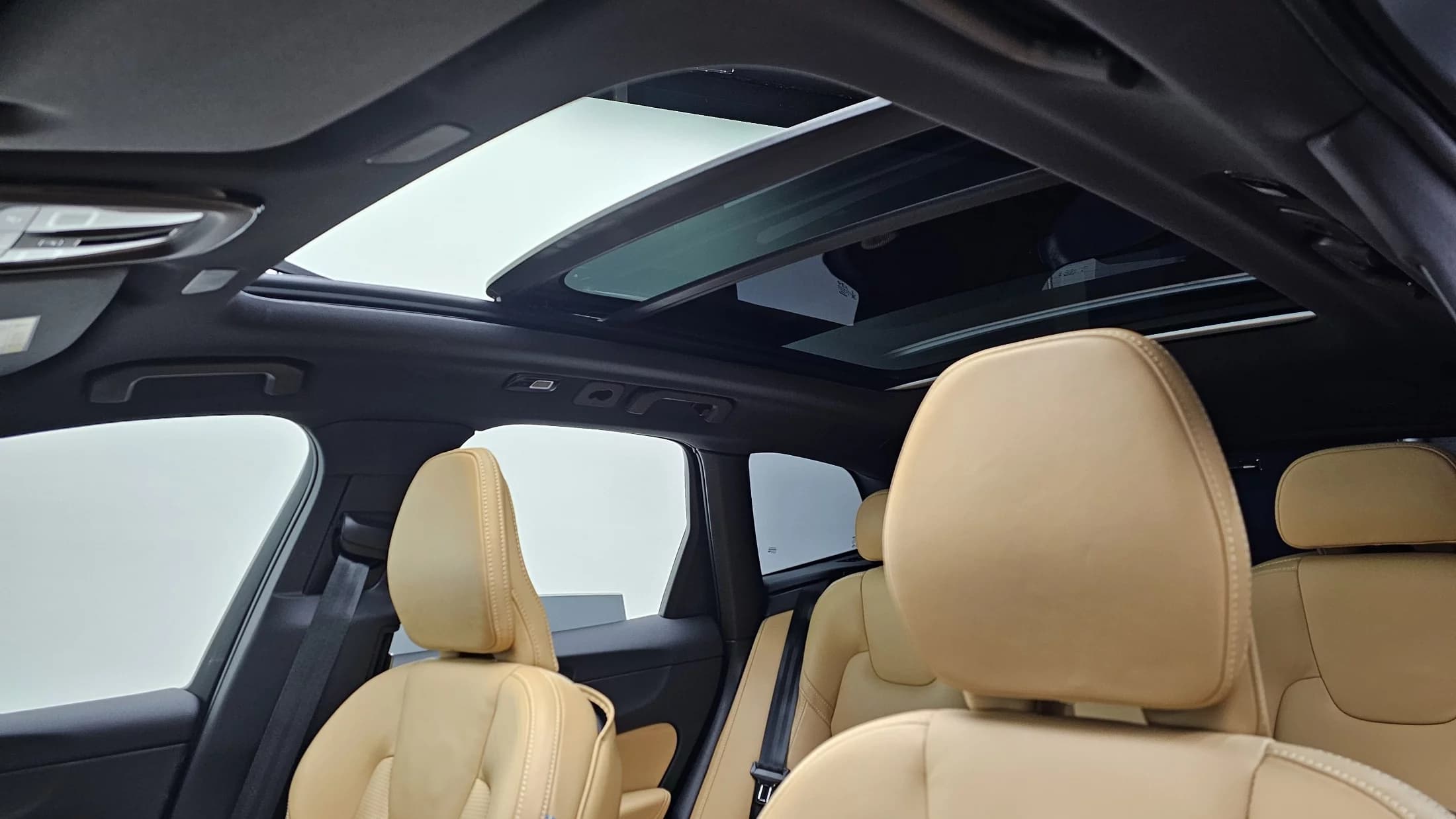 Volvo XC60 B5 Ultra Bright, 2024 г. 8796 км. — фото 18