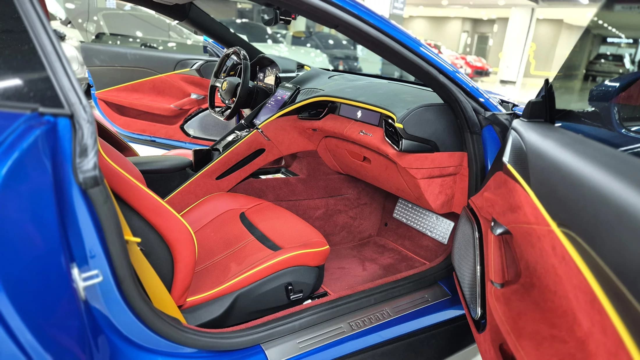 Ferrari ROMA 3.9, 2023 г. 9903 км. — фото 8