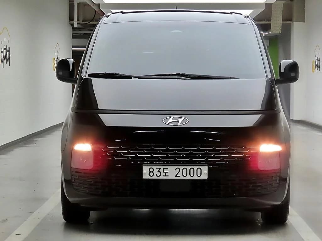 Hyundai Staria L3.5 Cargo 3-Seater Modern, 2021 г. 82971 км. — фото 19