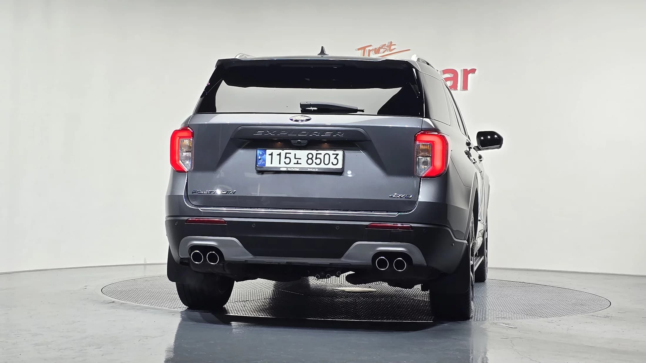 Ford EXPLORER 3.0 Platinum 4WD, 2021 г. 44423 км. — фото 4
