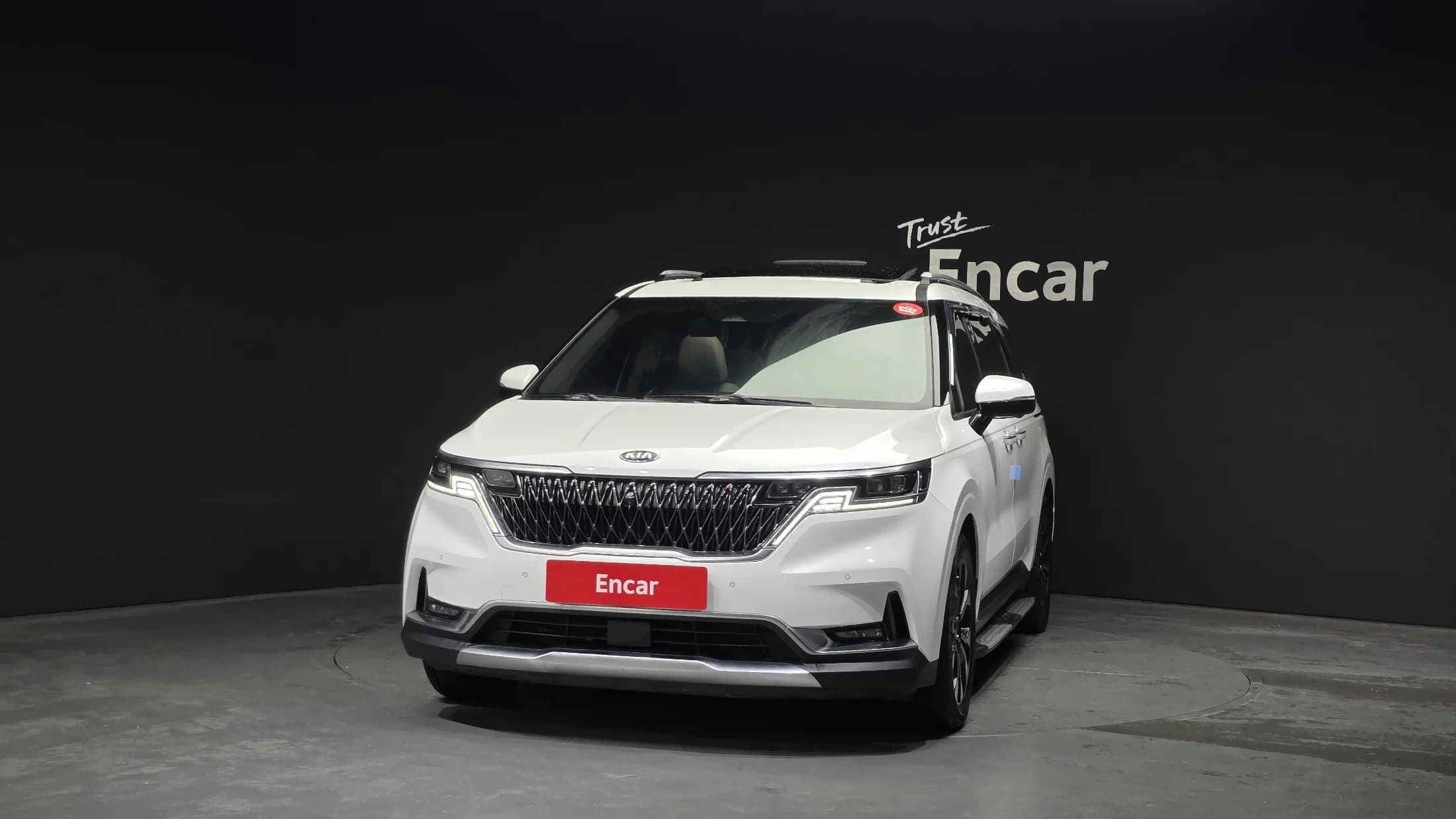Kia Carnival 9-Seater Signature, 2021 г. 126634 км. — фото 3