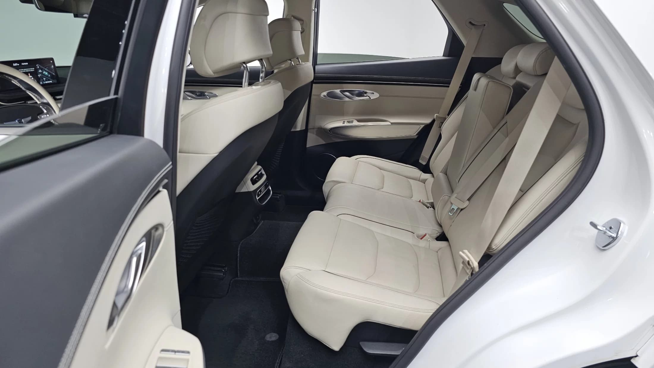 Genesis GV70 2.5T Gasoline AWD, 2021 г. 93954 км. — фото 12