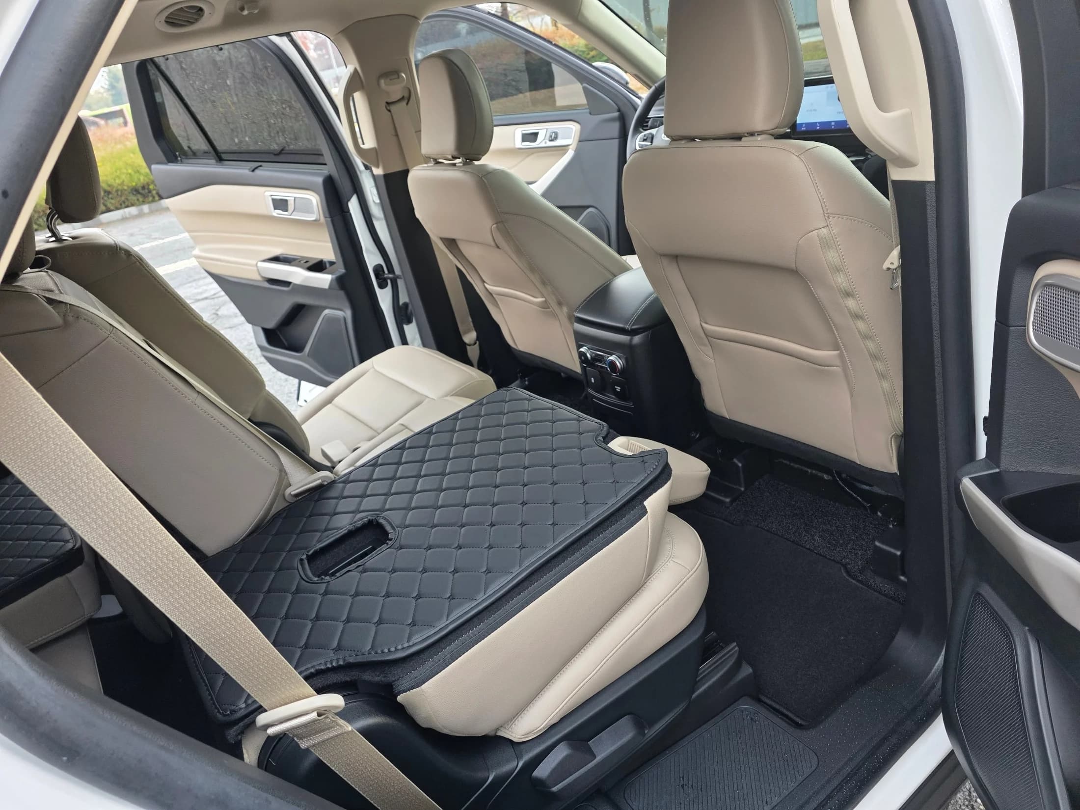 Ford EXPLORER 2.3 LimIted 4WD, 2023 г. 3674 км. — фото 19