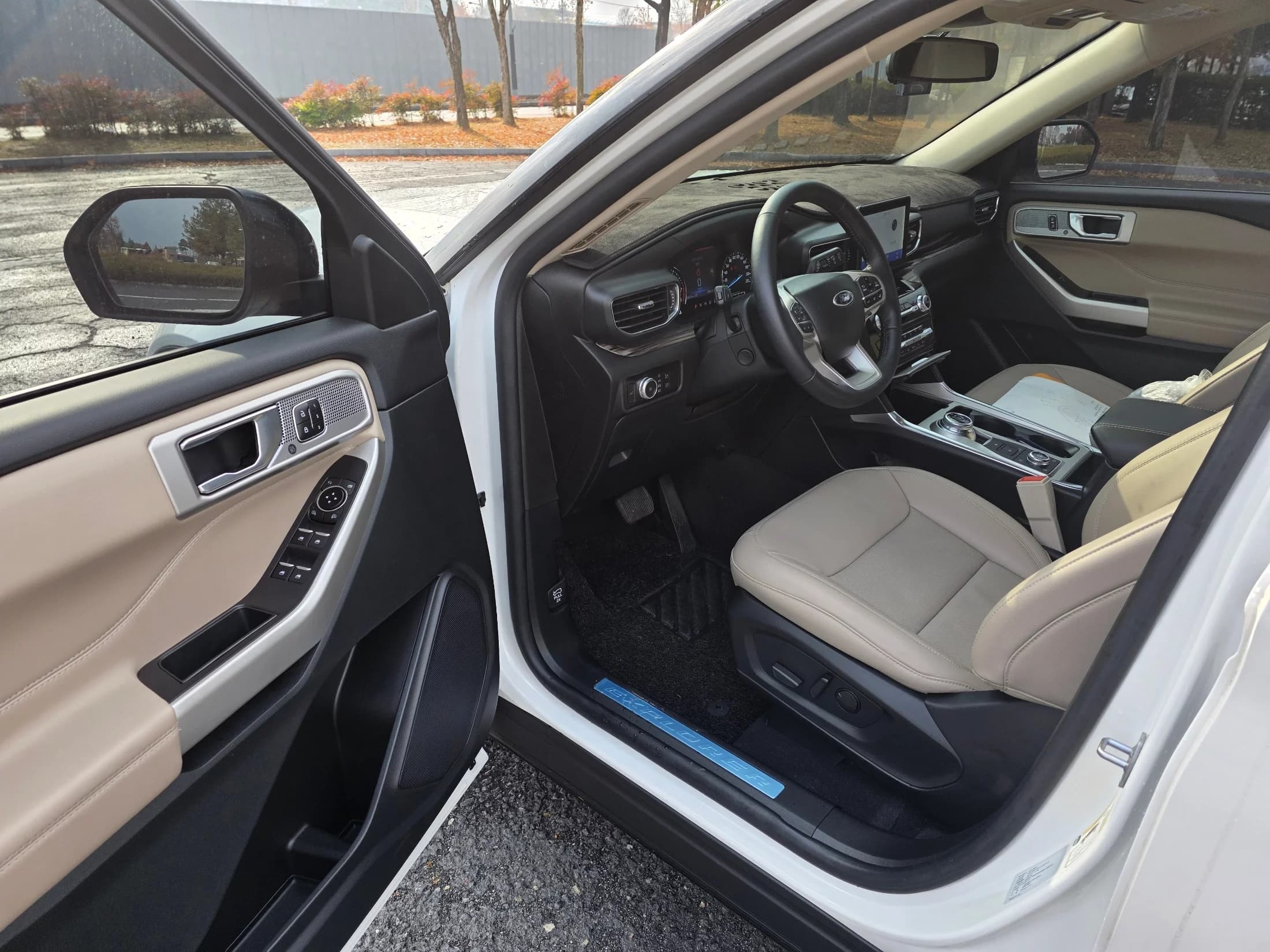 Ford EXPLORER 2.3 LimIted 4WD, 2023 г. 3674 км. — фото 6