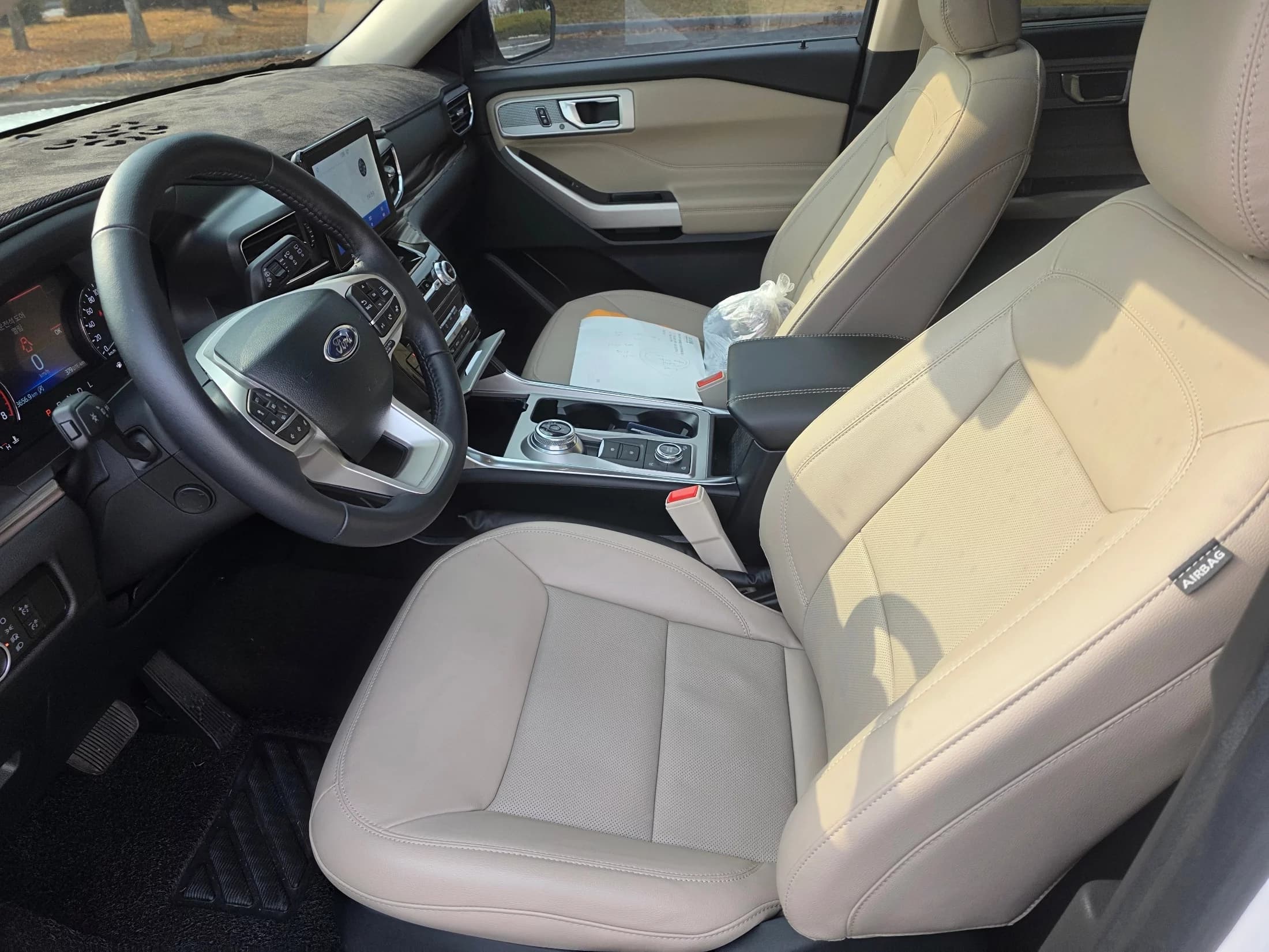 Ford EXPLORER 2.3 LimIted 4WD, 2023 г. 3674 км. — фото 7