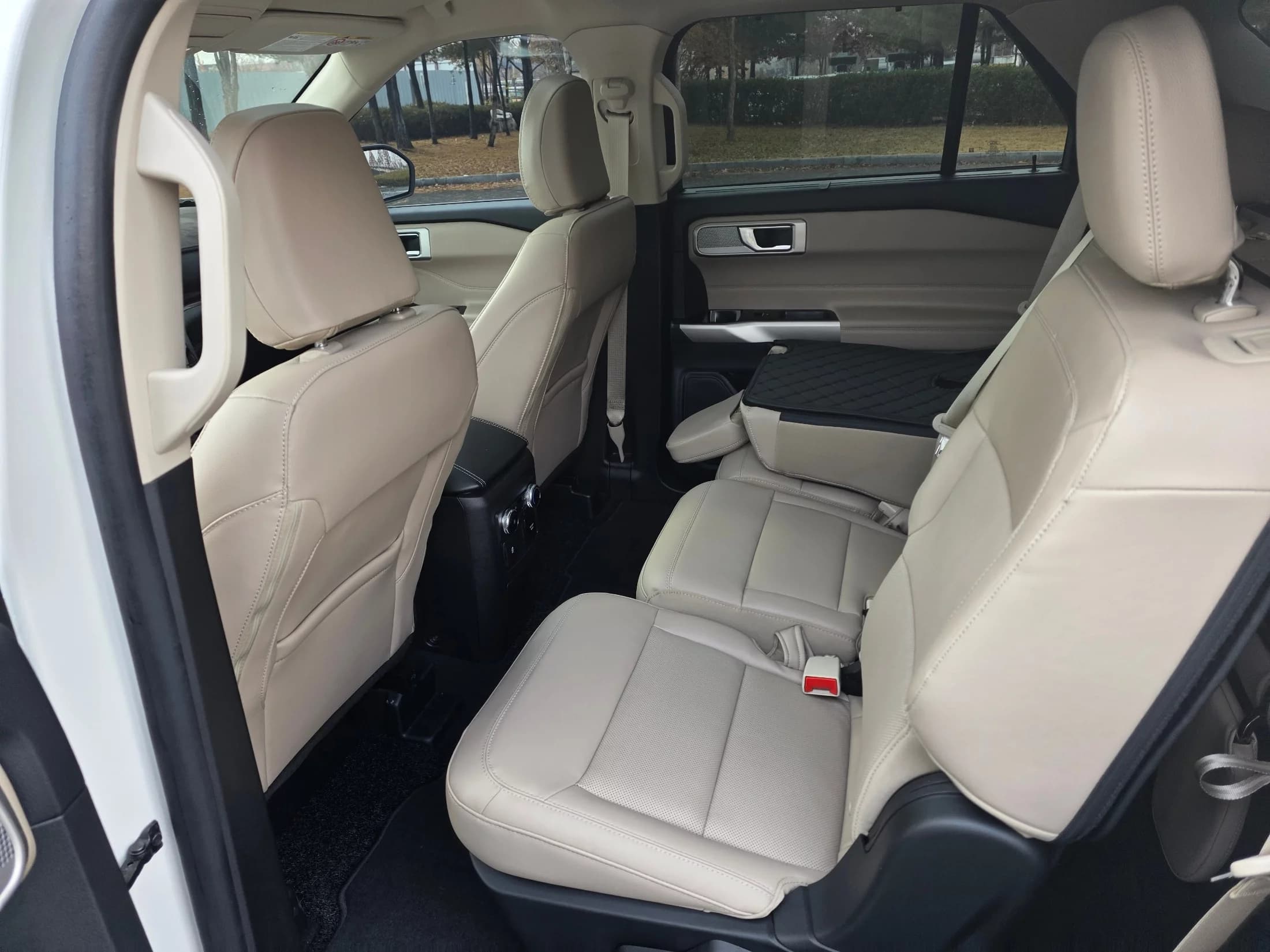 Ford EXPLORER 2.3 LimIted 4WD, 2023 г. 3674 км. — фото 8