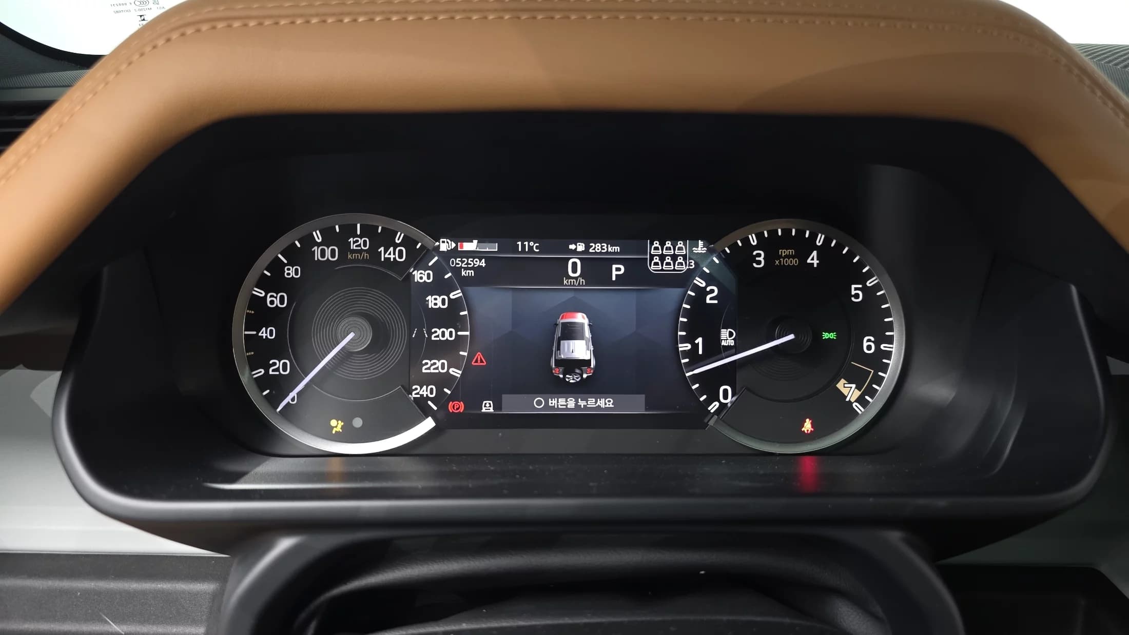 Land Rover DEFENDER 130 P400 X-Dynamic HSE, 2023 г. 52720 км. — фото 8