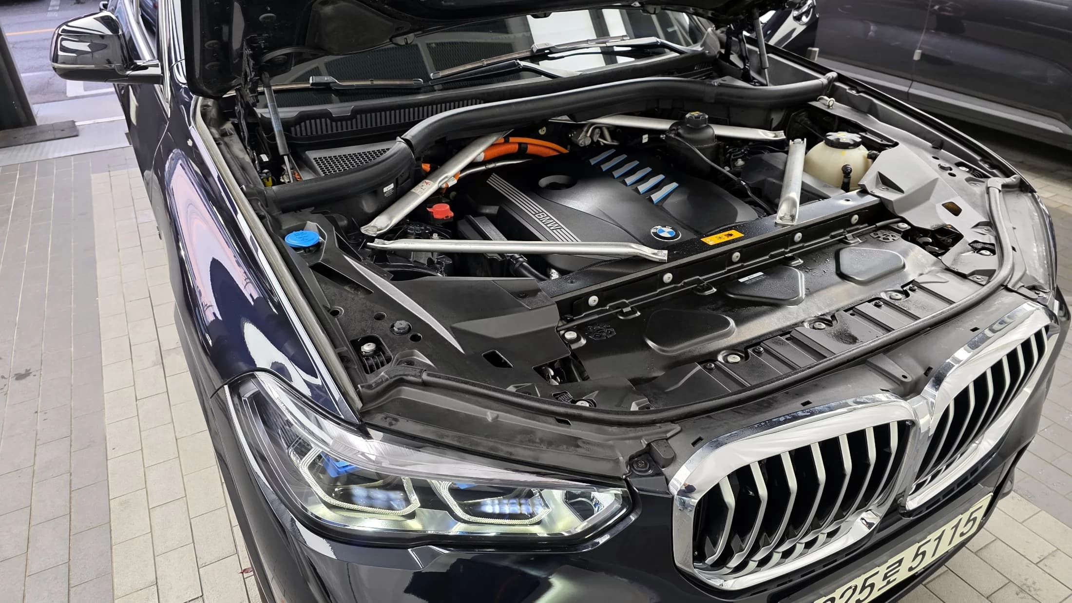 BMW X5 xDrive 45e M Sport, гибрид, 2021 г. 108265 км. — фото 6