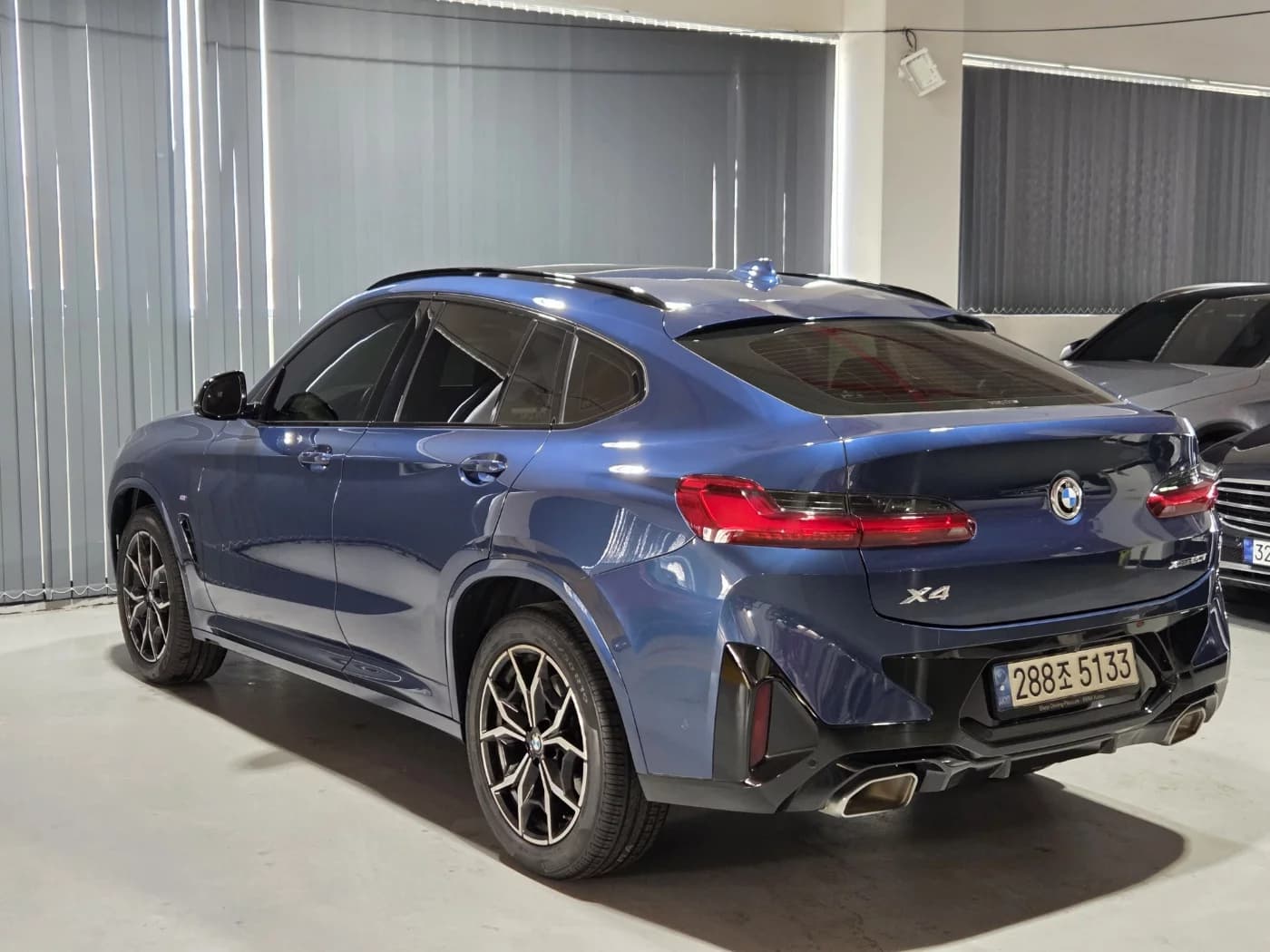 BMW X4 xDrive20i M Sport, 2022 г. 30921 км. — фото 4