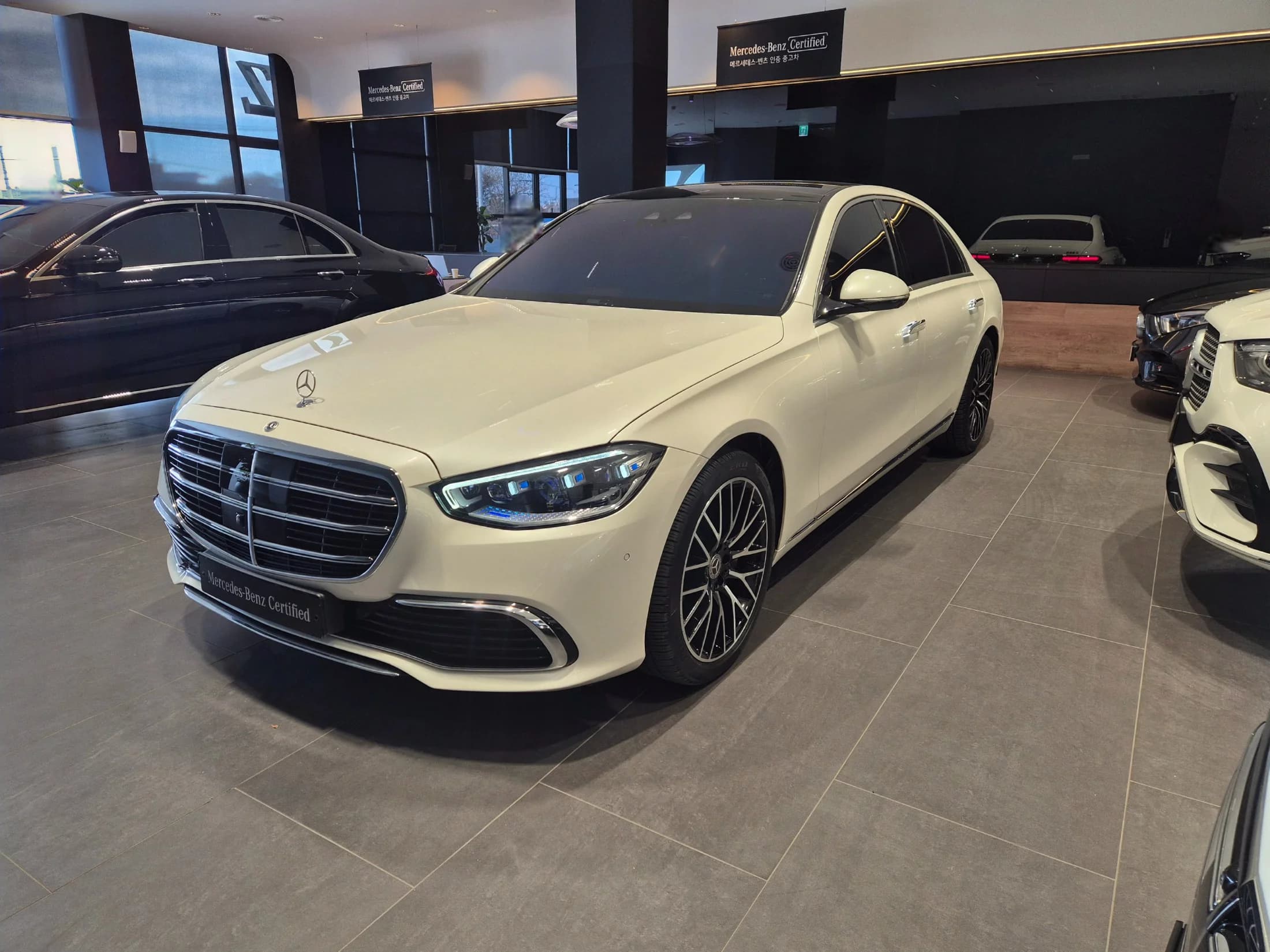 Mercedes-Benz S-Class S580L 4MATIC, 2023 г. 64509 км.