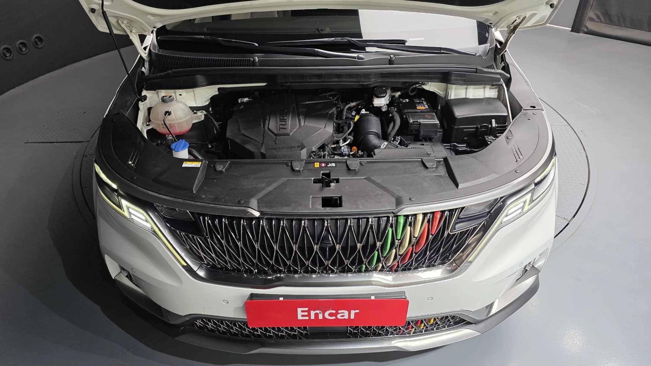 Kia Carnival 7-Seater Signature, 2022 г. 83008 км. — фото 6