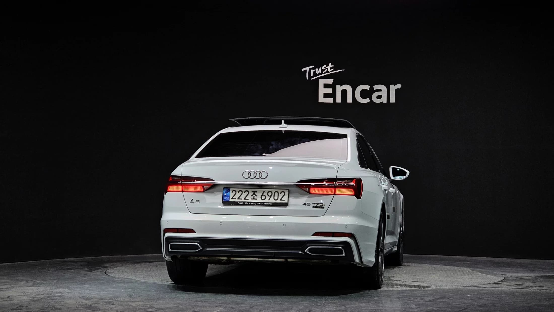 Audi A6 45 TFSI Quattro Premium, 2023 г. 51055 км. — фото 4