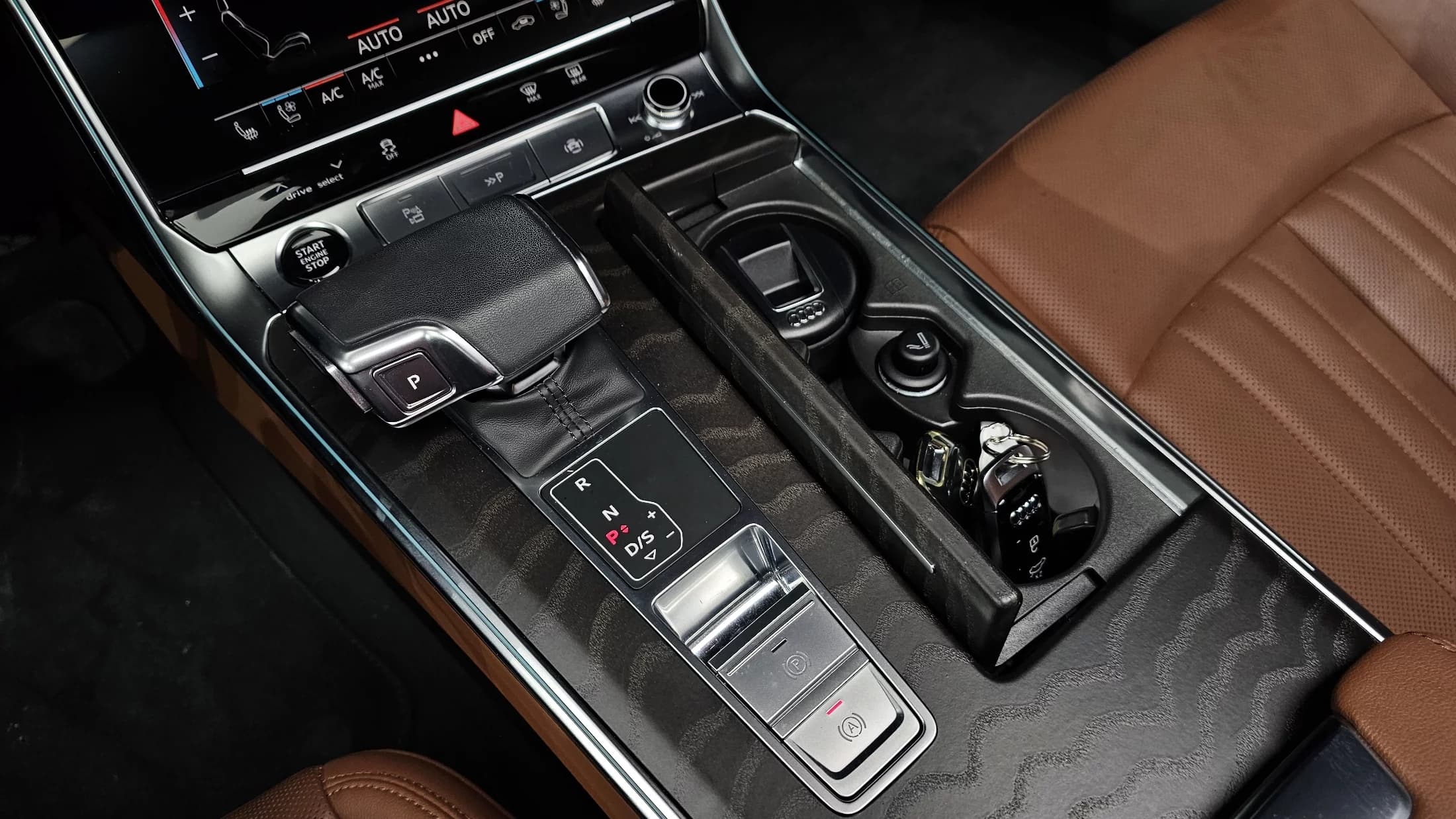 Audi A6 45 TFSI Quattro Premium, 2023 г. 51055 км. — фото 9