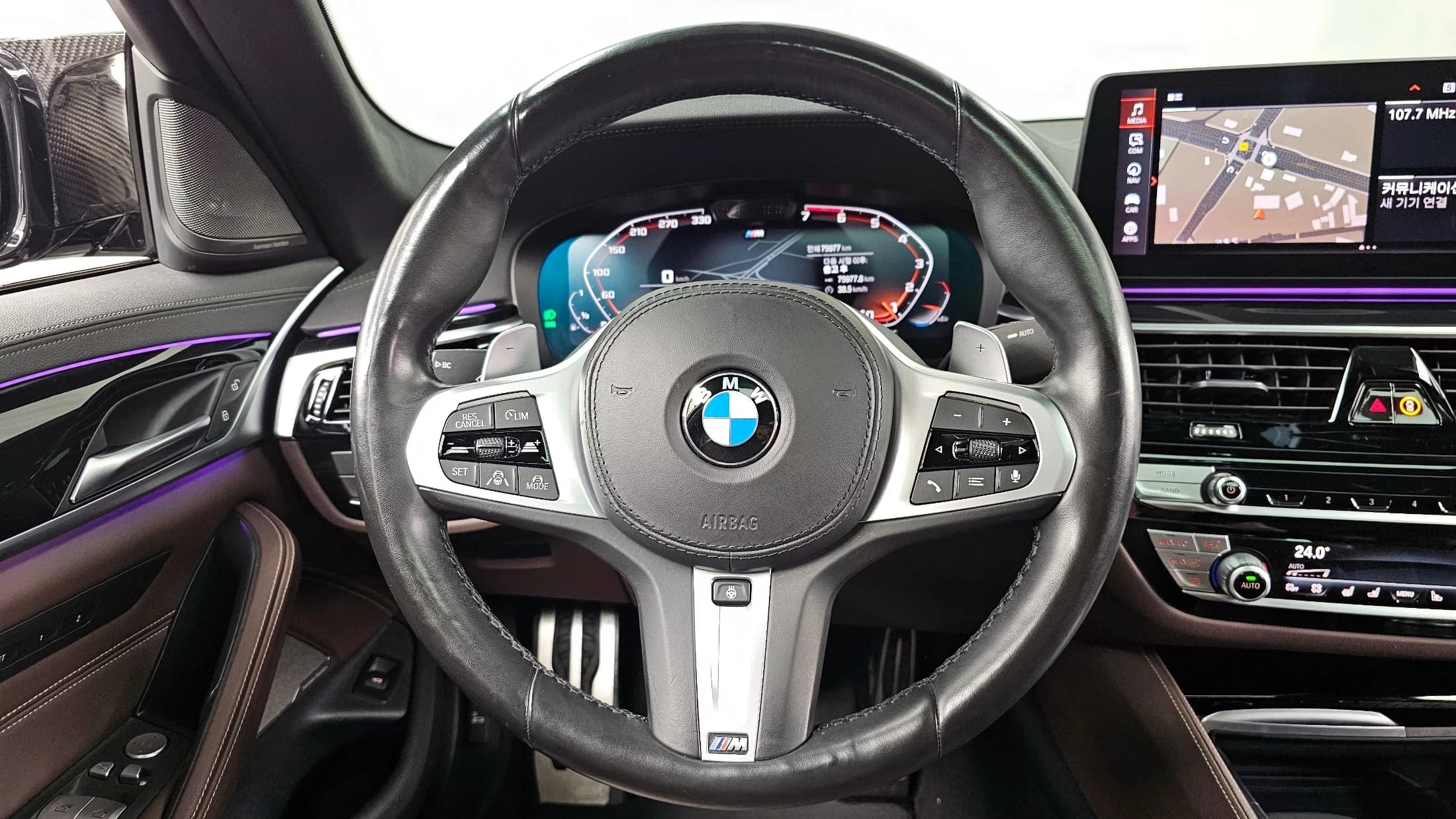 BMW 5-Series 530i M Sport Package, 2021 г. 75977 км. — фото 13