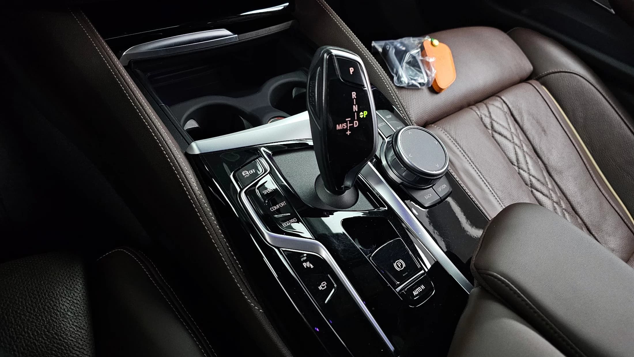 BMW 5-Series 530i M Sport Package, 2021 г. 75977 км. — фото 9