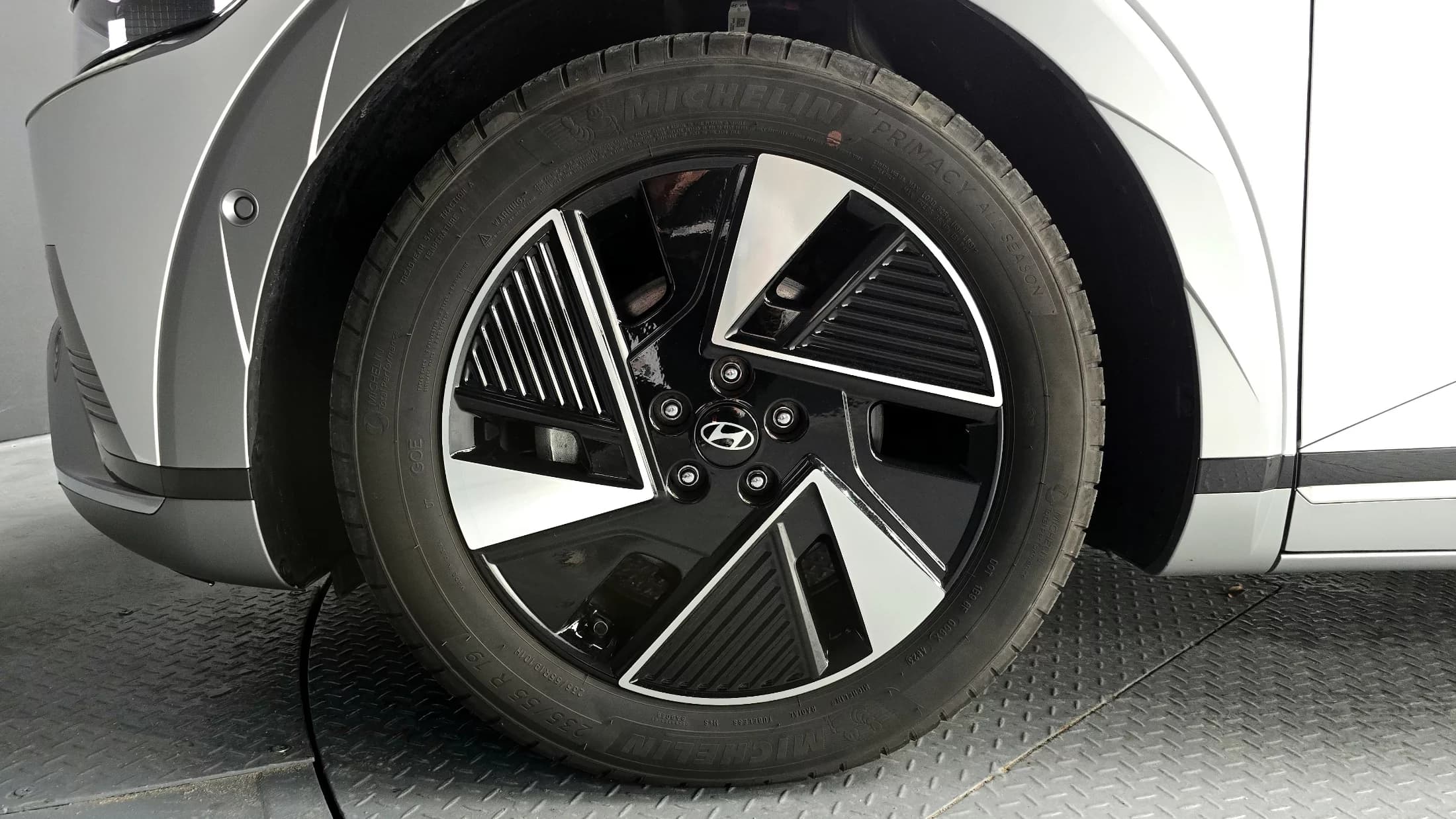 Hyundai Ioniq 5 Long Range Prestige, электромобиль, 2024 г. 23920 км. — фото 5