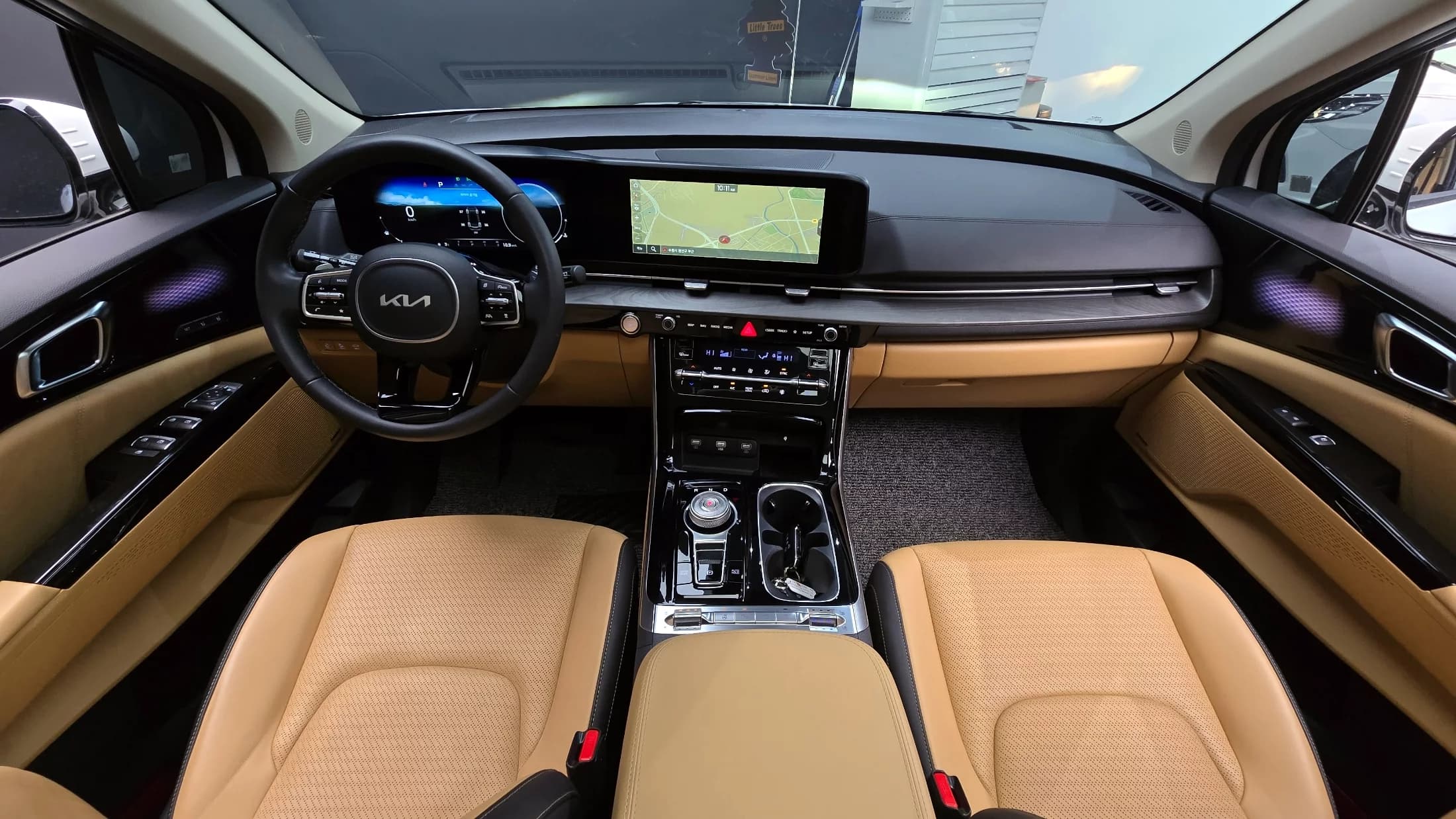 Kia Carnival 7-Seater Signature, 2023 г. 34802 км. — фото 6
