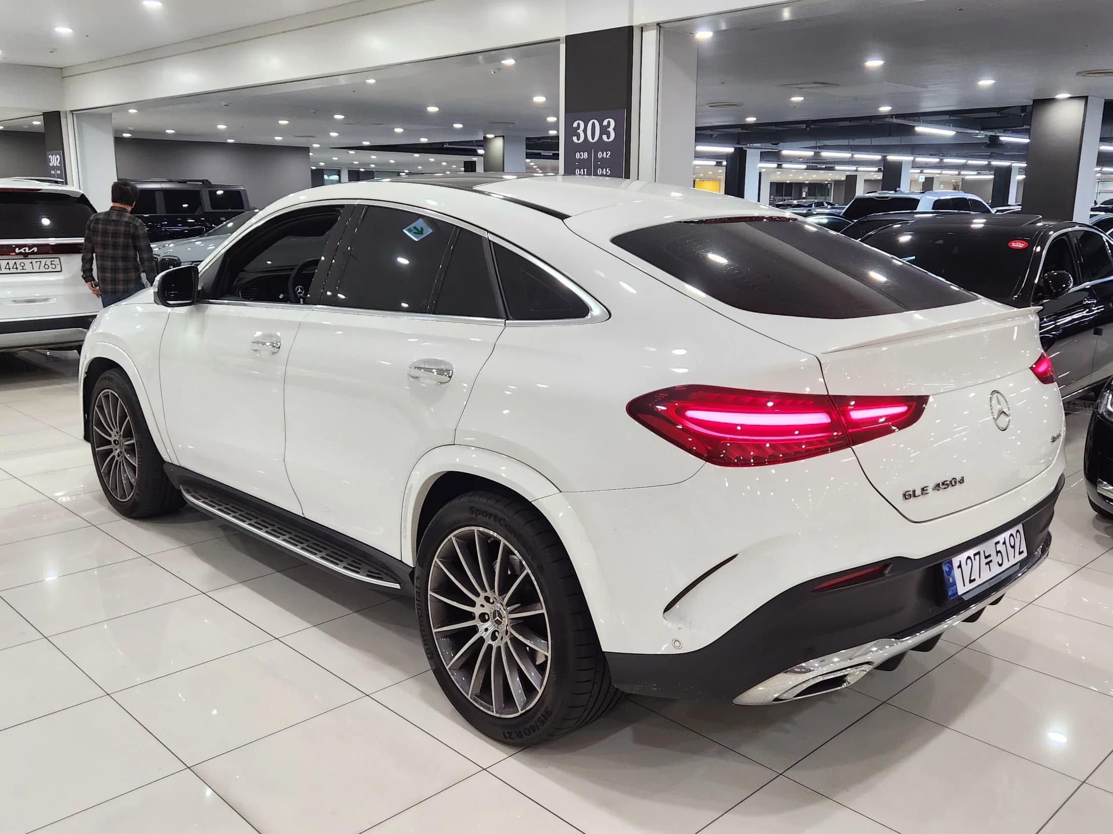 Mercedes-Benz GLE-Class GLE450d 4MATIC Coupe, 2023 г. 31975 км. — фото 18