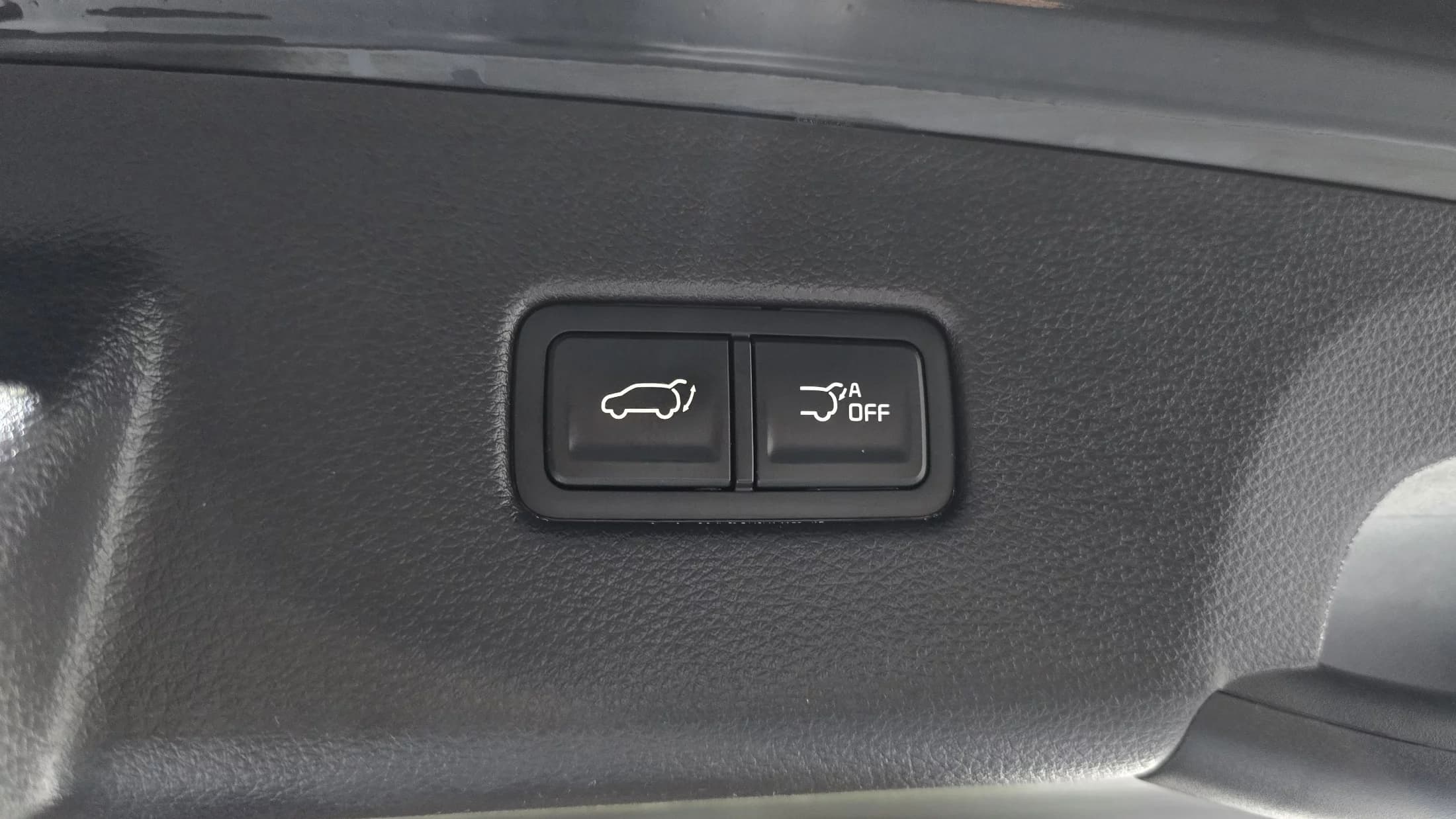 Kia Carnival 9-Seater Signature, 2022 г. 42741 км. — фото 19