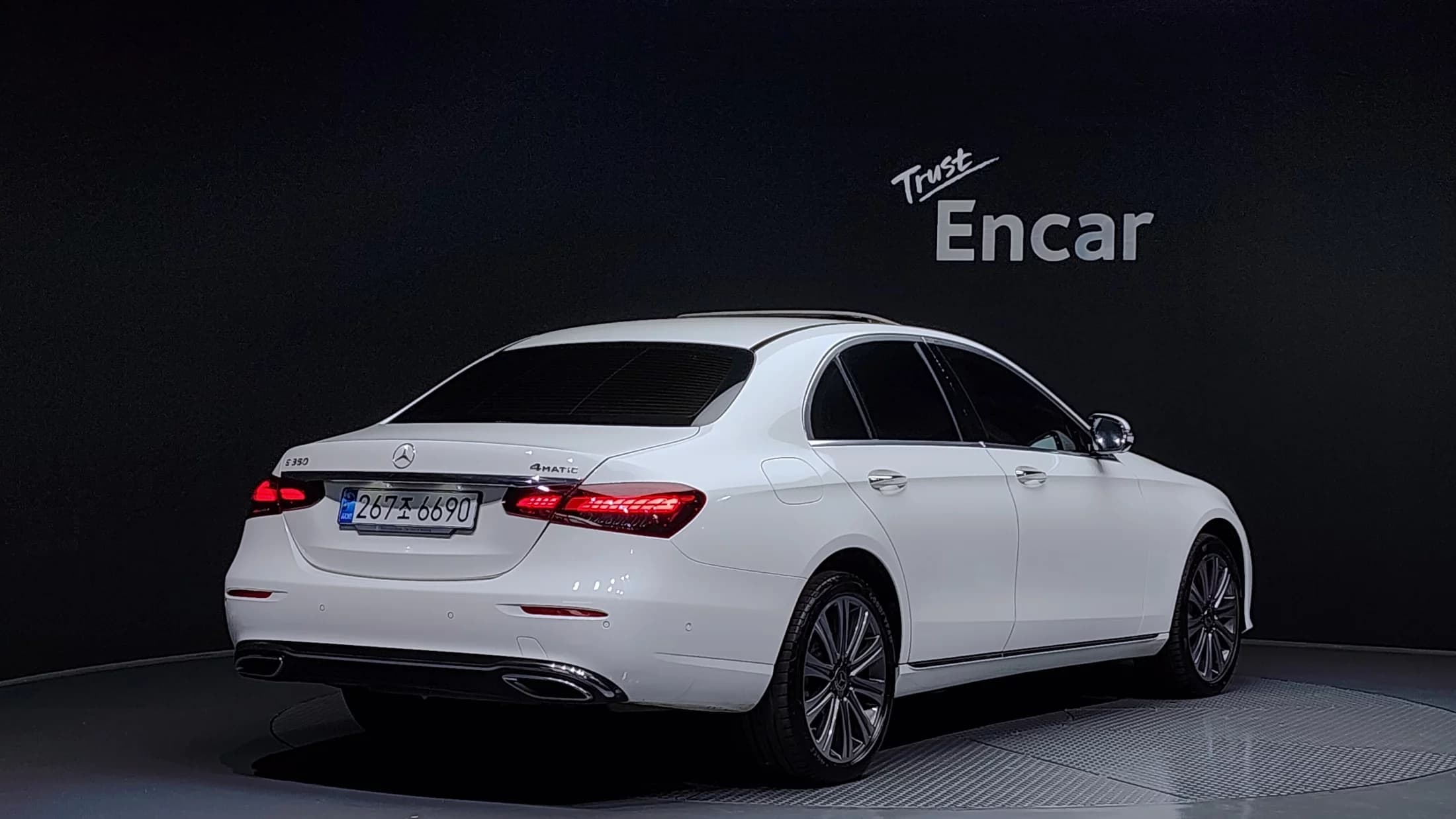 Mercedes-Benz E-Class E350 4MATIC Exclusive, 2022 г. 78455 км. — фото 2