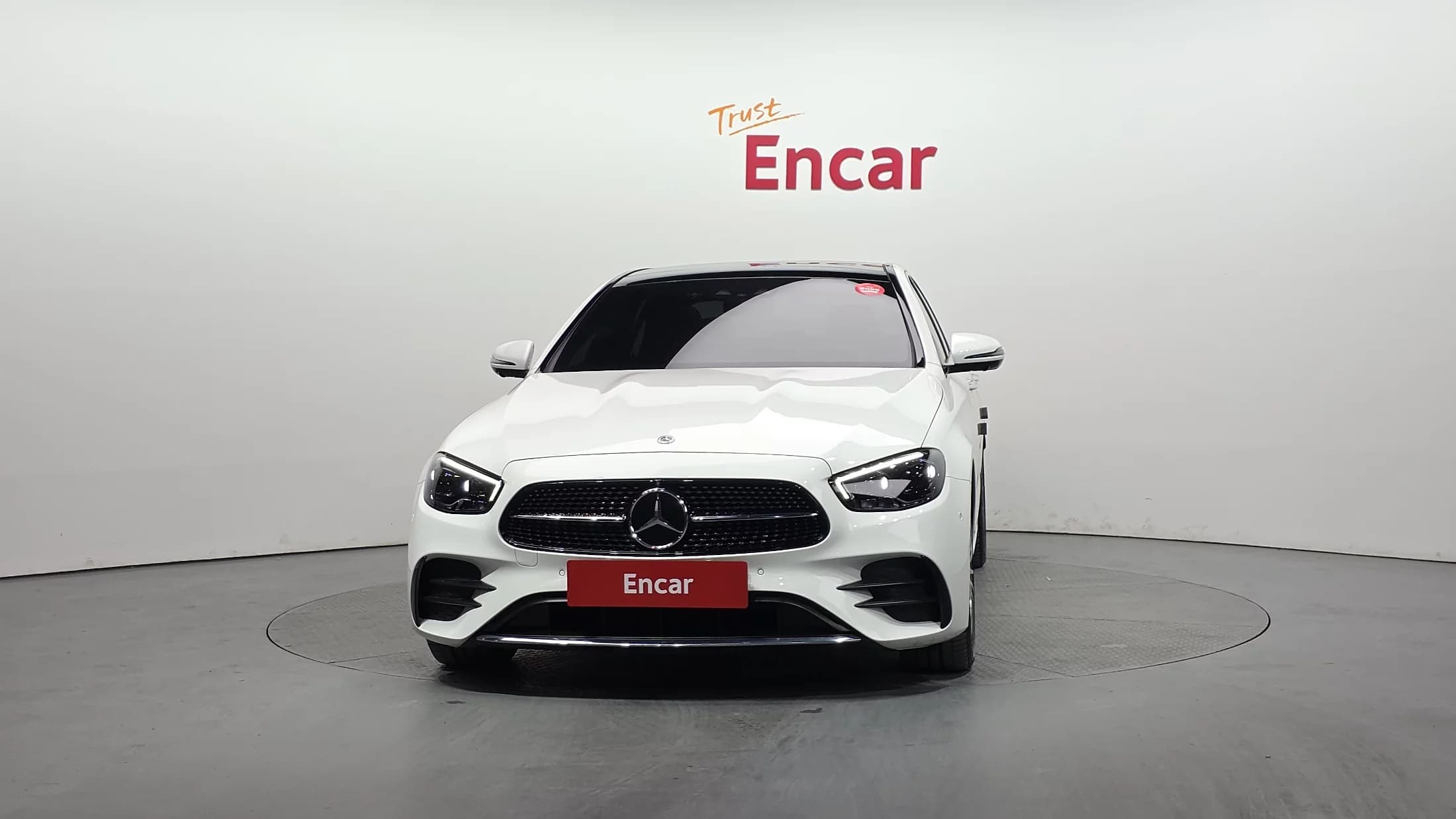 Mercedes-Benz E-Class E350 4MATIC AMG Line, 2022 г. 25993 км. — фото 3