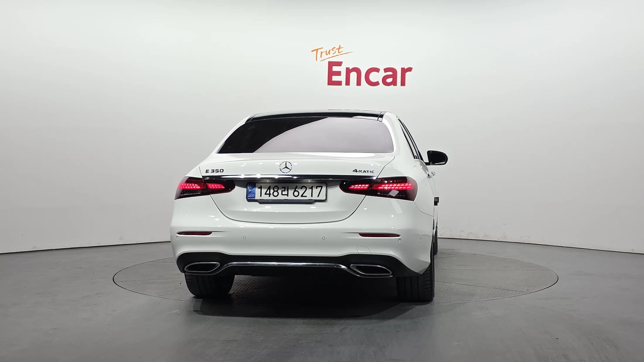 Mercedes-Benz E-Class E350 4MATIC AMG Line, 2022 г. 25993 км. — фото 4