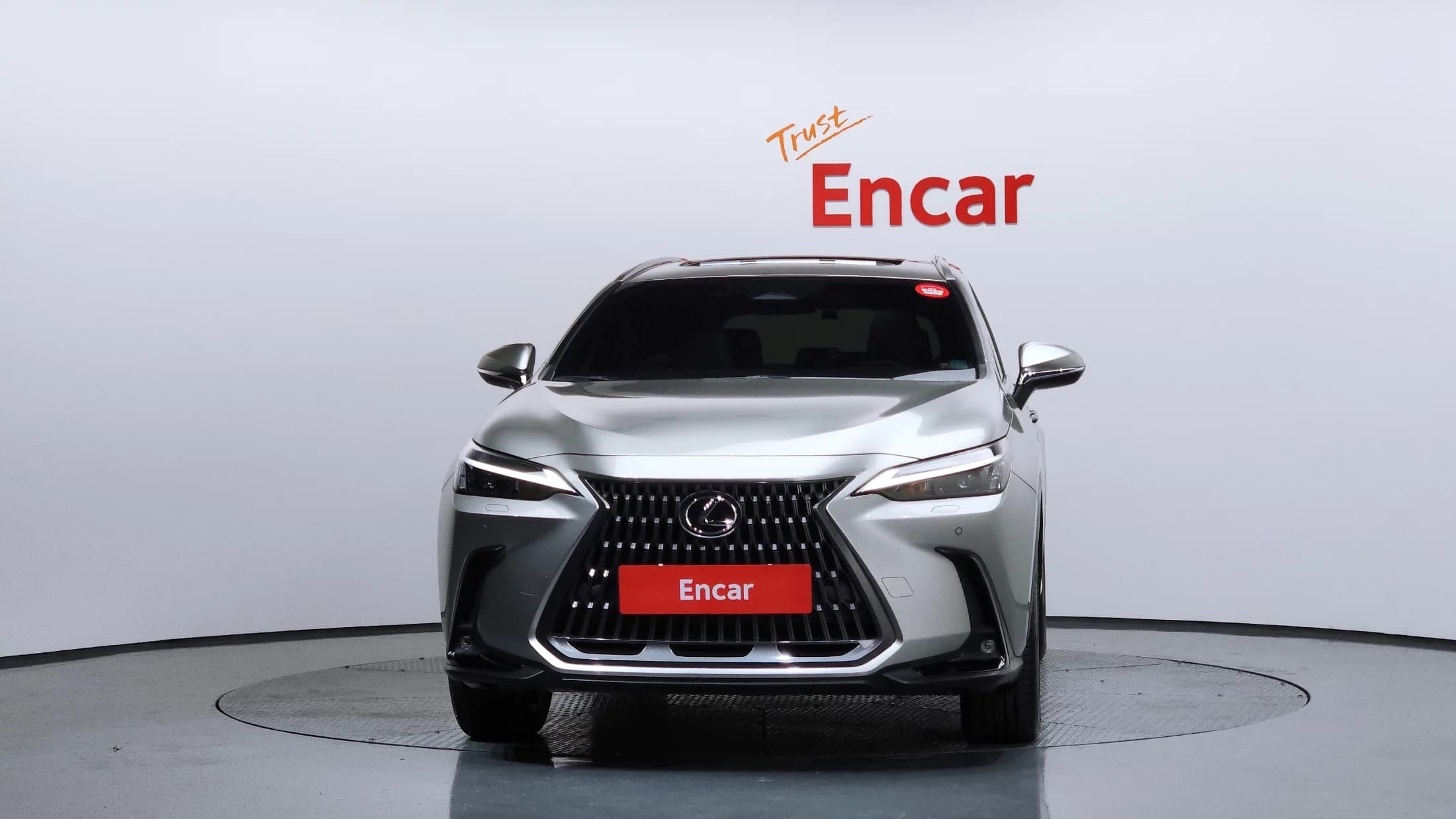 Lexus NX350h Premium, гибрид, 2023 г. 32084 км. — фото 2