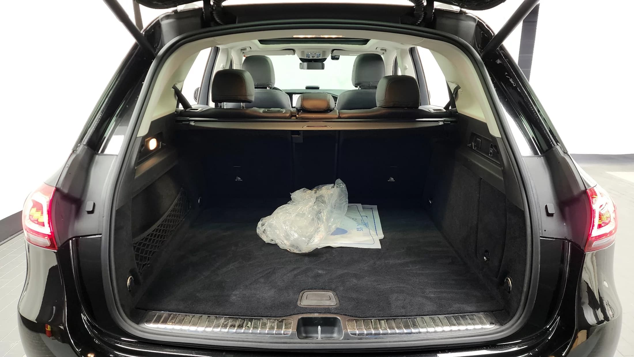 Mercedes-Benz GLE-Class GLE300d 4MATIC, 2021 г. 37963 км. — фото 20
