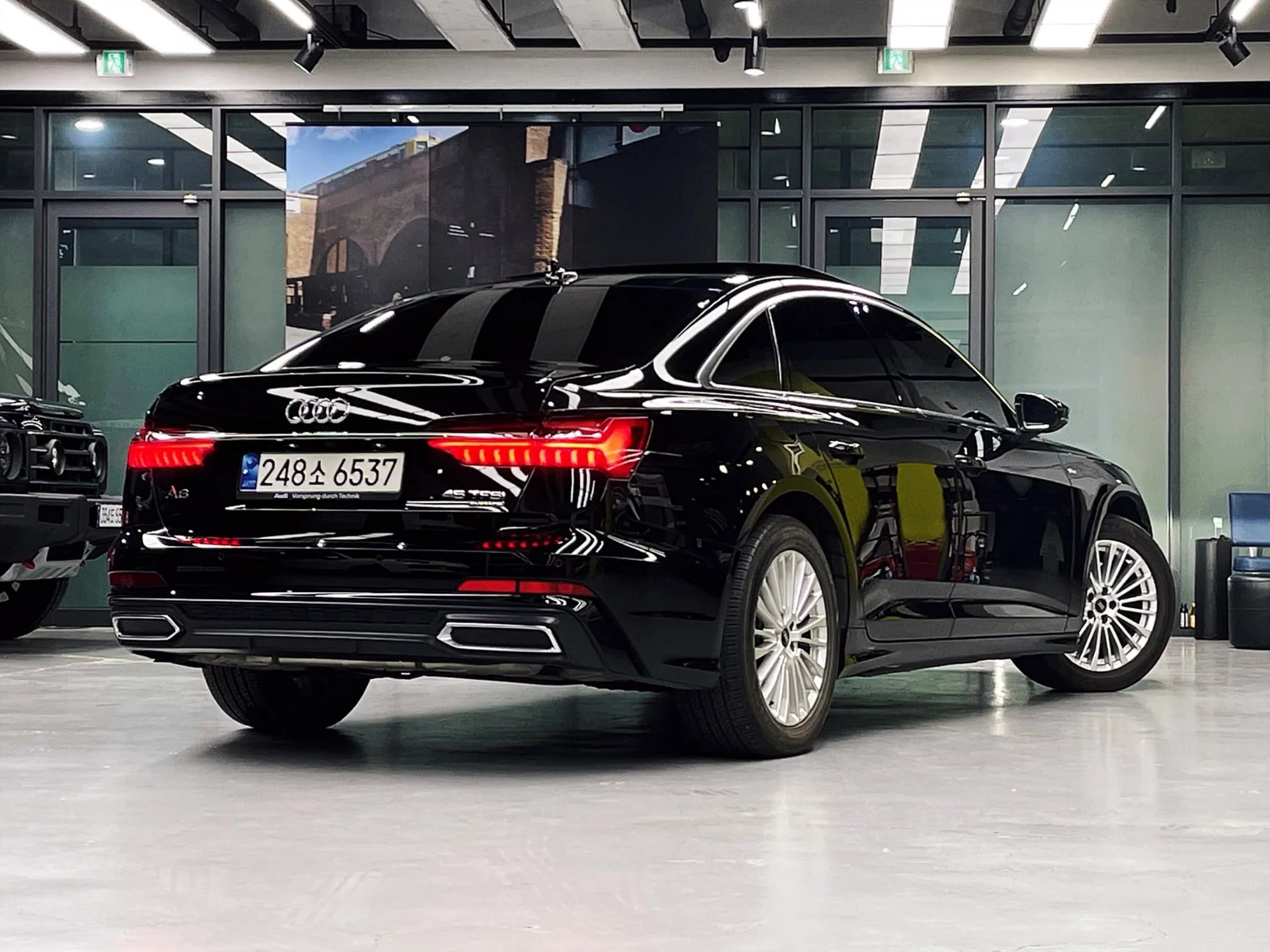 Audi A6 45 TFSI Quattro Premium, 2021 г. 57871 км. — фото 2