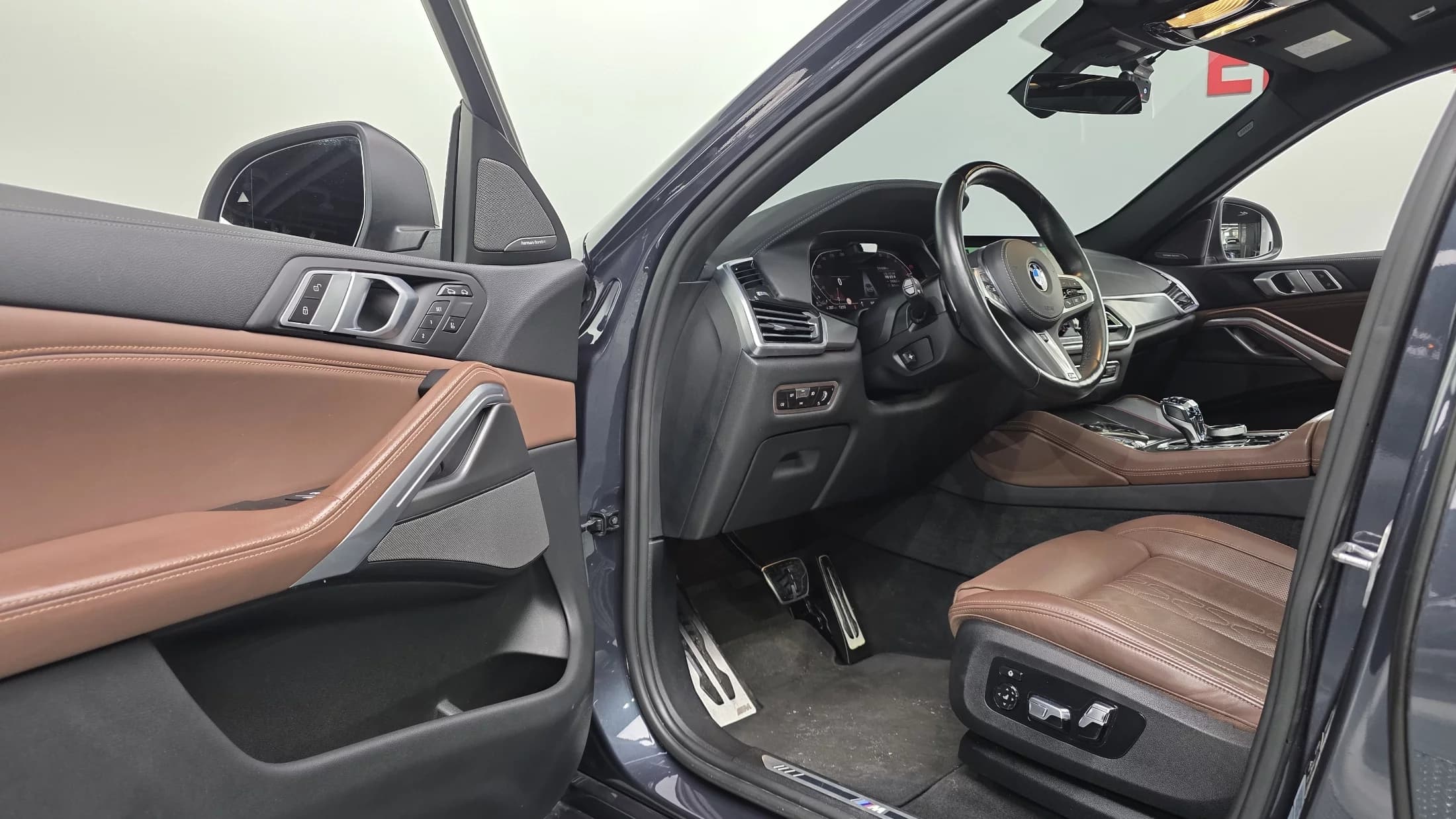 BMW X6 xDrive30d M Sport, 2021 г. 42481 км. — фото 13