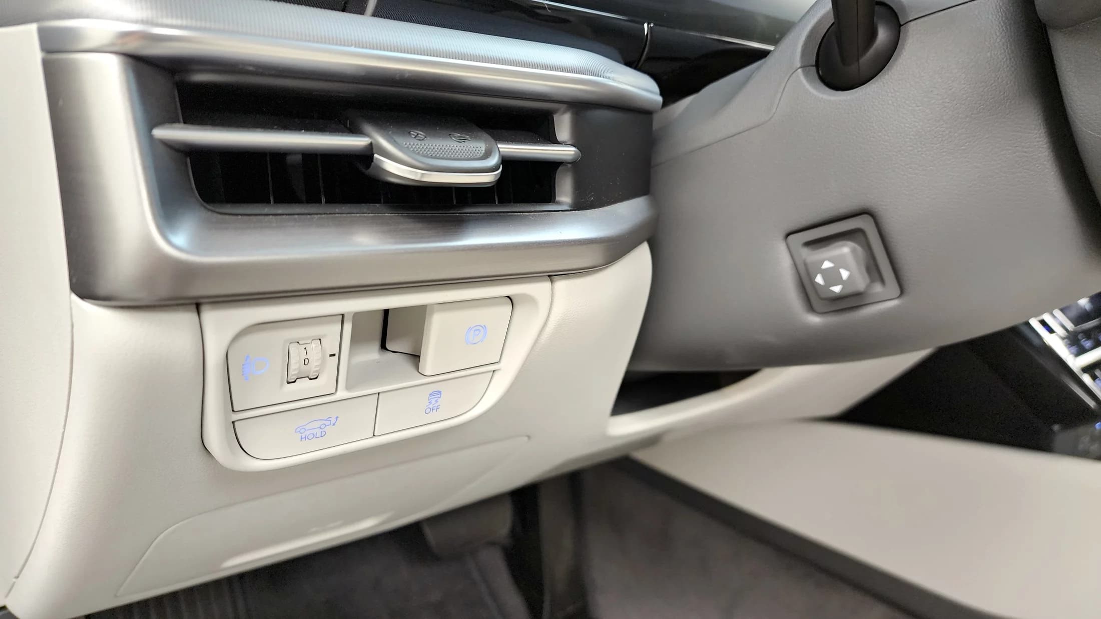 Hyundai Grandeur 3.5 Gasoline 2WD Exclusive, 2023 г. 40617 км. — фото 16