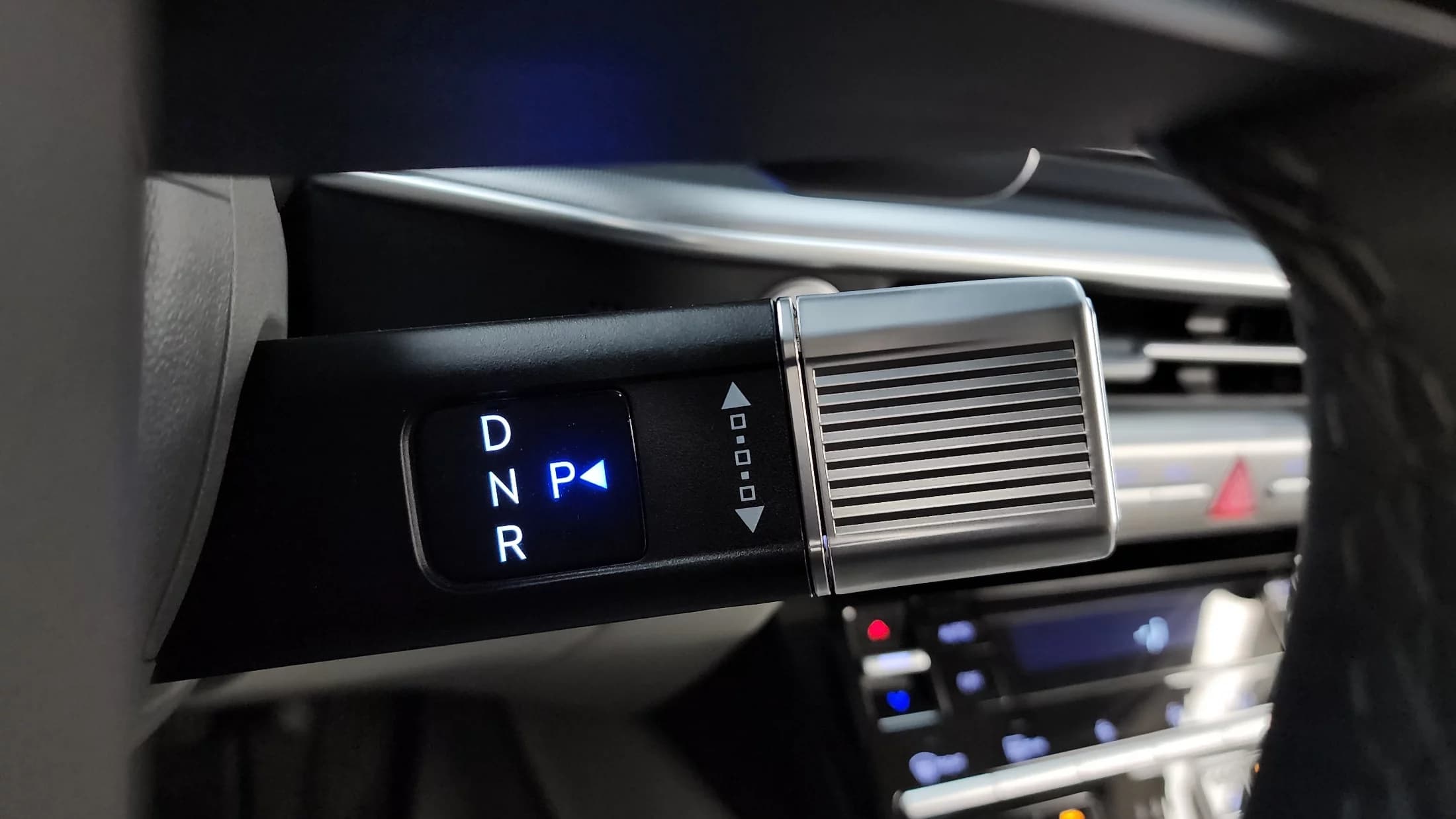 Hyundai Grandeur 3.5 Gasoline 2WD Exclusive, 2023 г. 40617 км. — фото 9