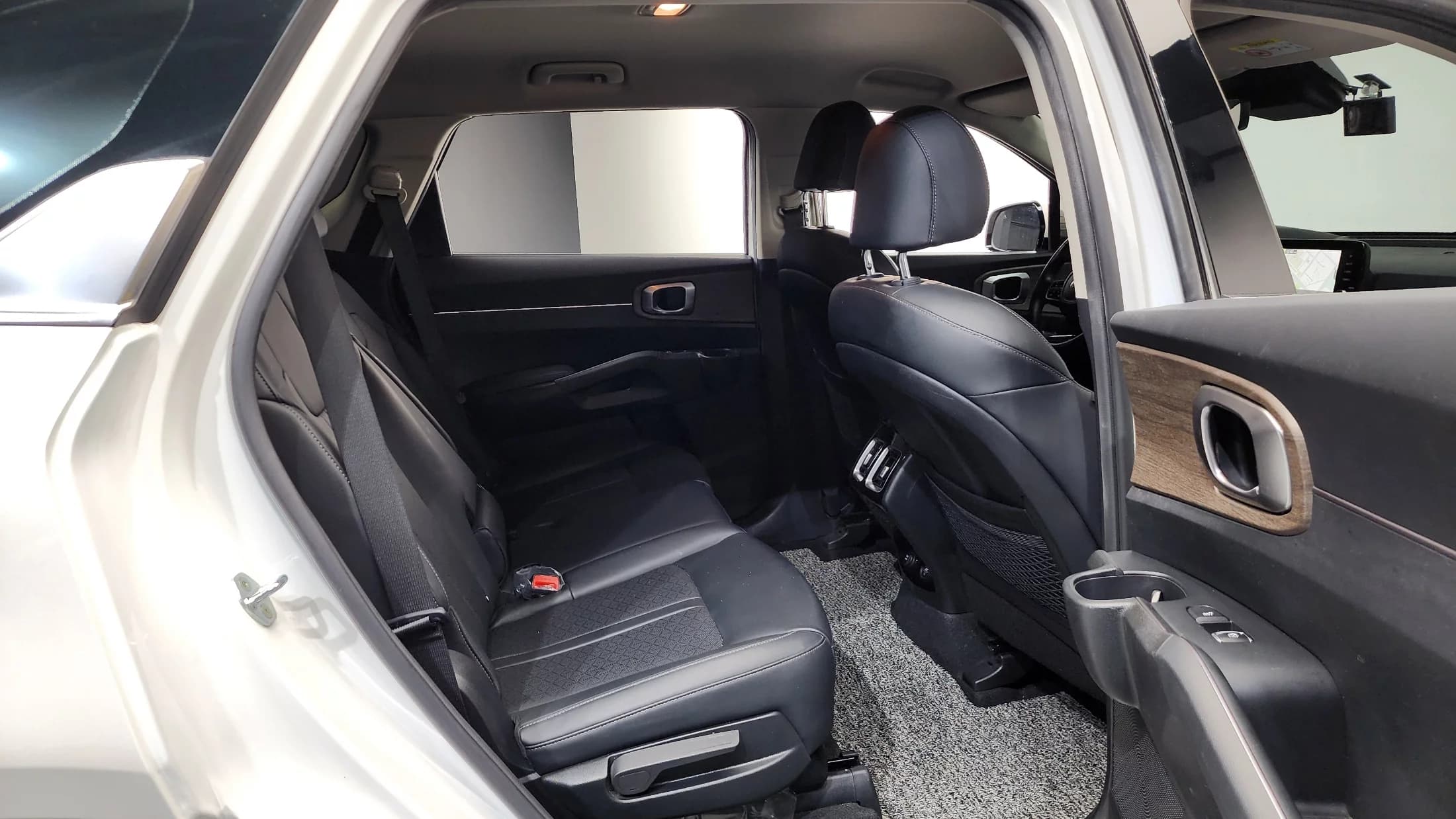 Kia Sorento Diesel 2.2 2WD Prestige, 2021 г. 157538 км. — фото 12