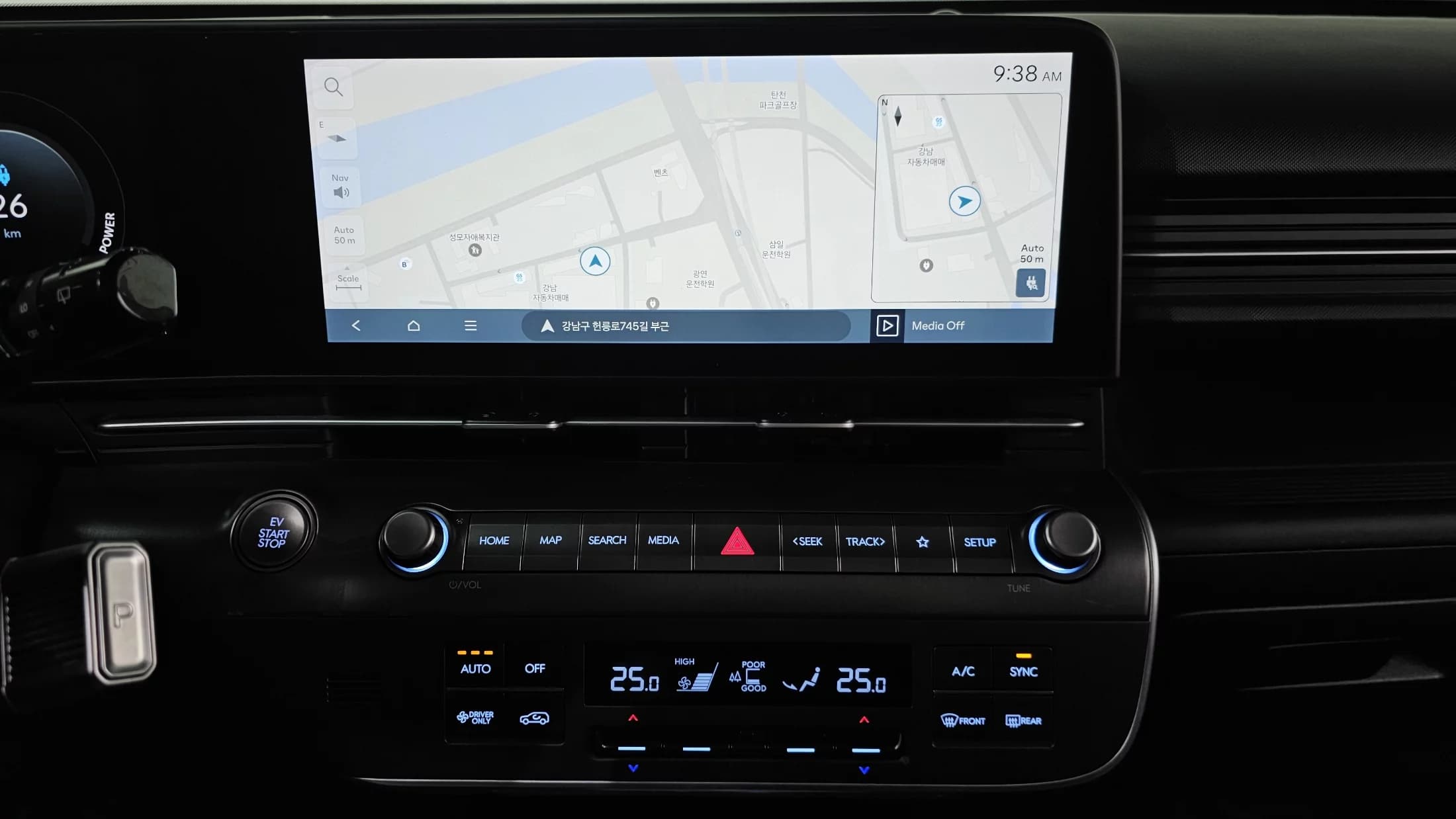 Hyundai Kona Electric Long Range Modern Plus, электромобиль, 2024 г. 25236 км. — фото 14