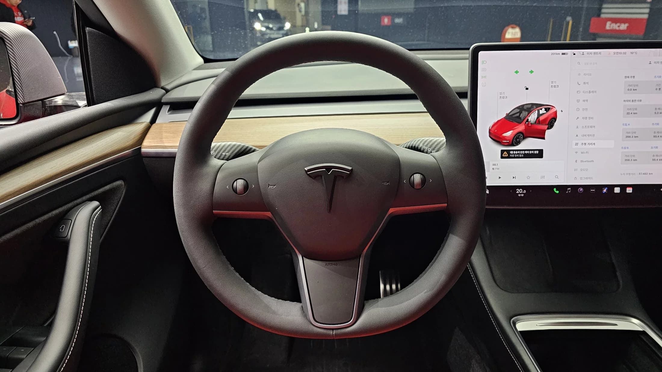 Tesla Model Y Standard Range, электромобиль, 2021 г. 57587 км. — фото 13