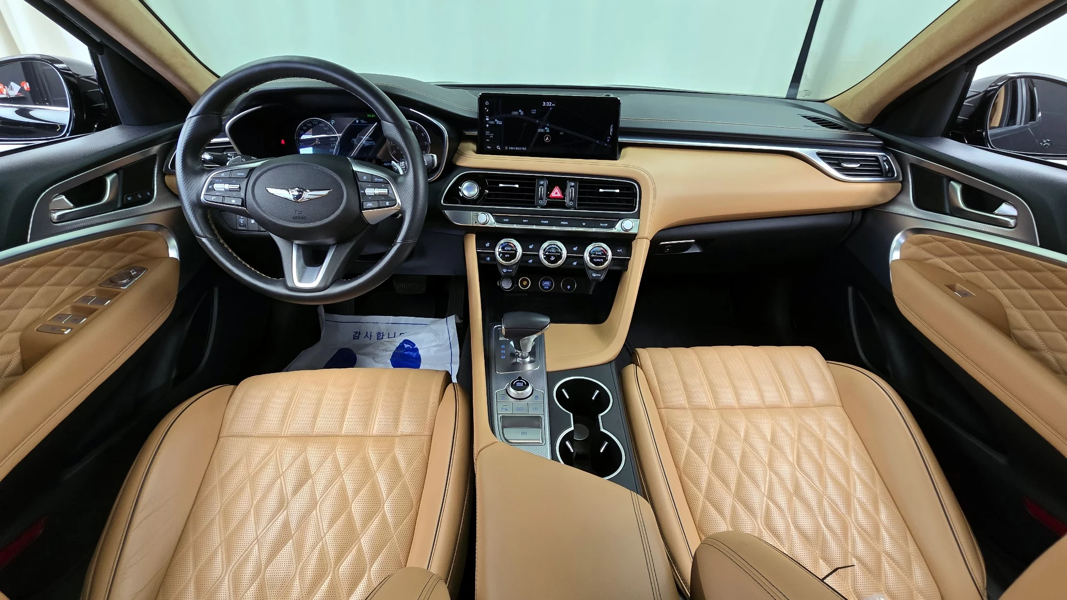 Genesis G70 Gasoline 2.0T 4WD, 2022 г. 62601 км. — фото 7