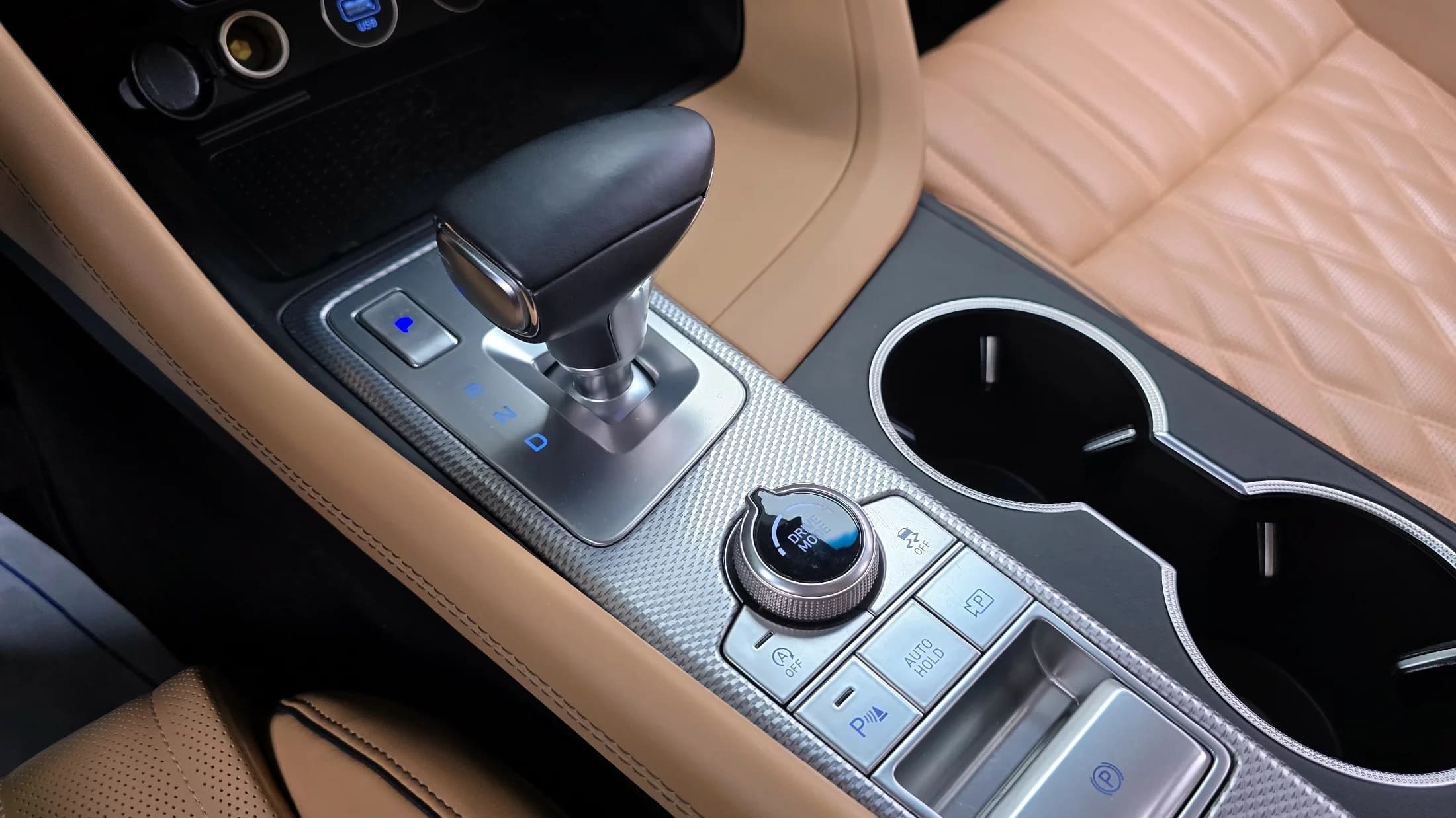 Genesis G70 Gasoline 2.0T 4WD, 2022 г. 62601 км. — фото 9
