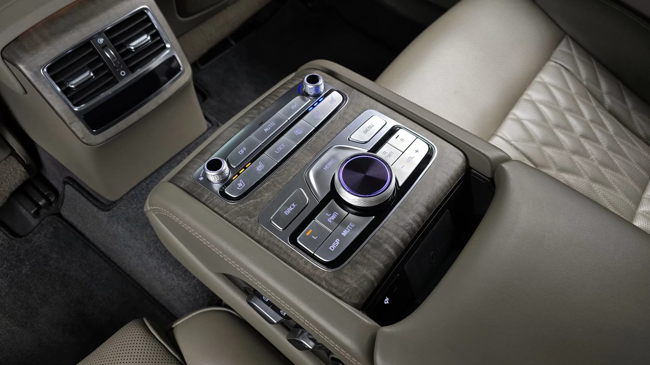 Kia K9 3.8 GDI AWD Best Selection Ⅱ, 2021 г. 99539 км. — фото 19